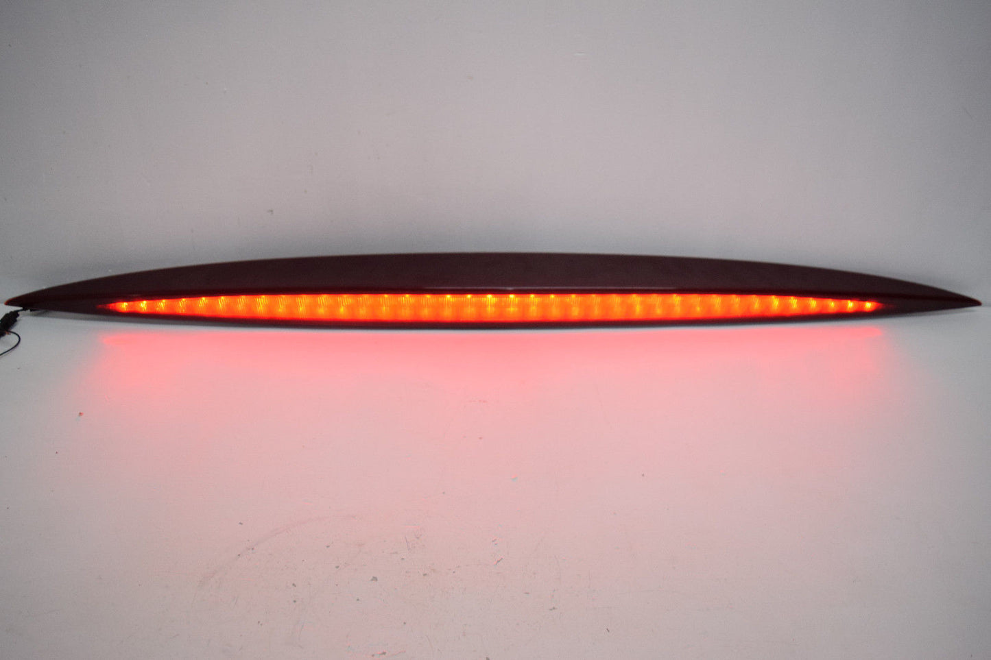 02 03 04 05 06 CADILLAC ESCALADE 3RD THIRD LED BRAKE LIGHT OEM
