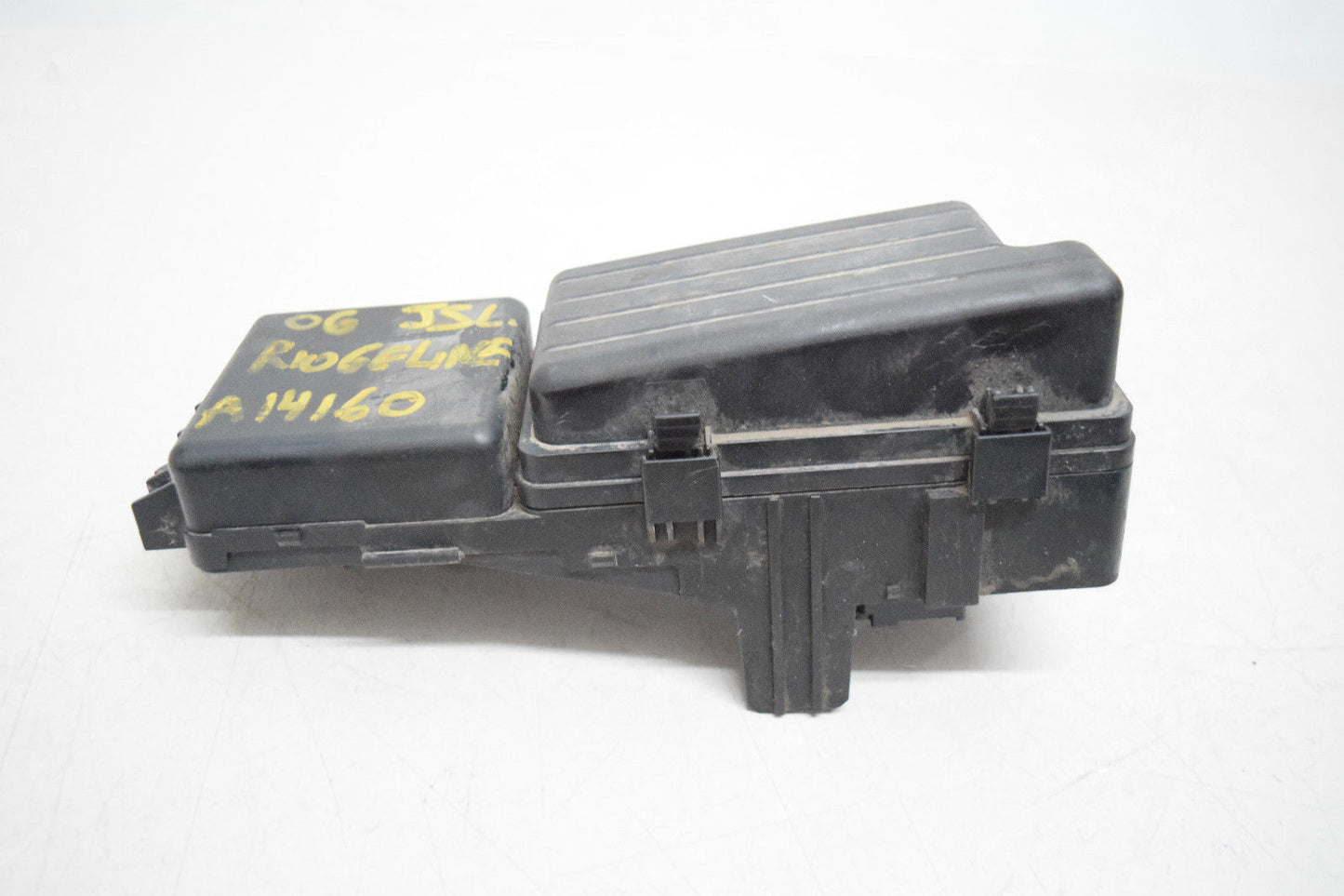 06 07 08 09 10 11 12 13 14 HONDA RIDGELINE UNDER HOOD FUZE BOX OEM