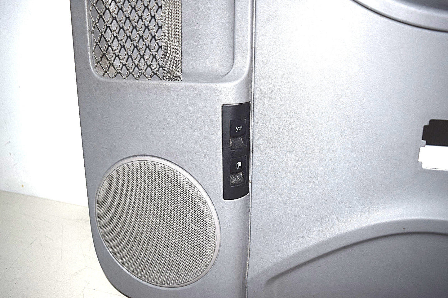 99 00 01 02 03 04 05 06 07 08 09 VW BEETLE DOOR PANEL DRIVER  SLIVER GRAY MINT