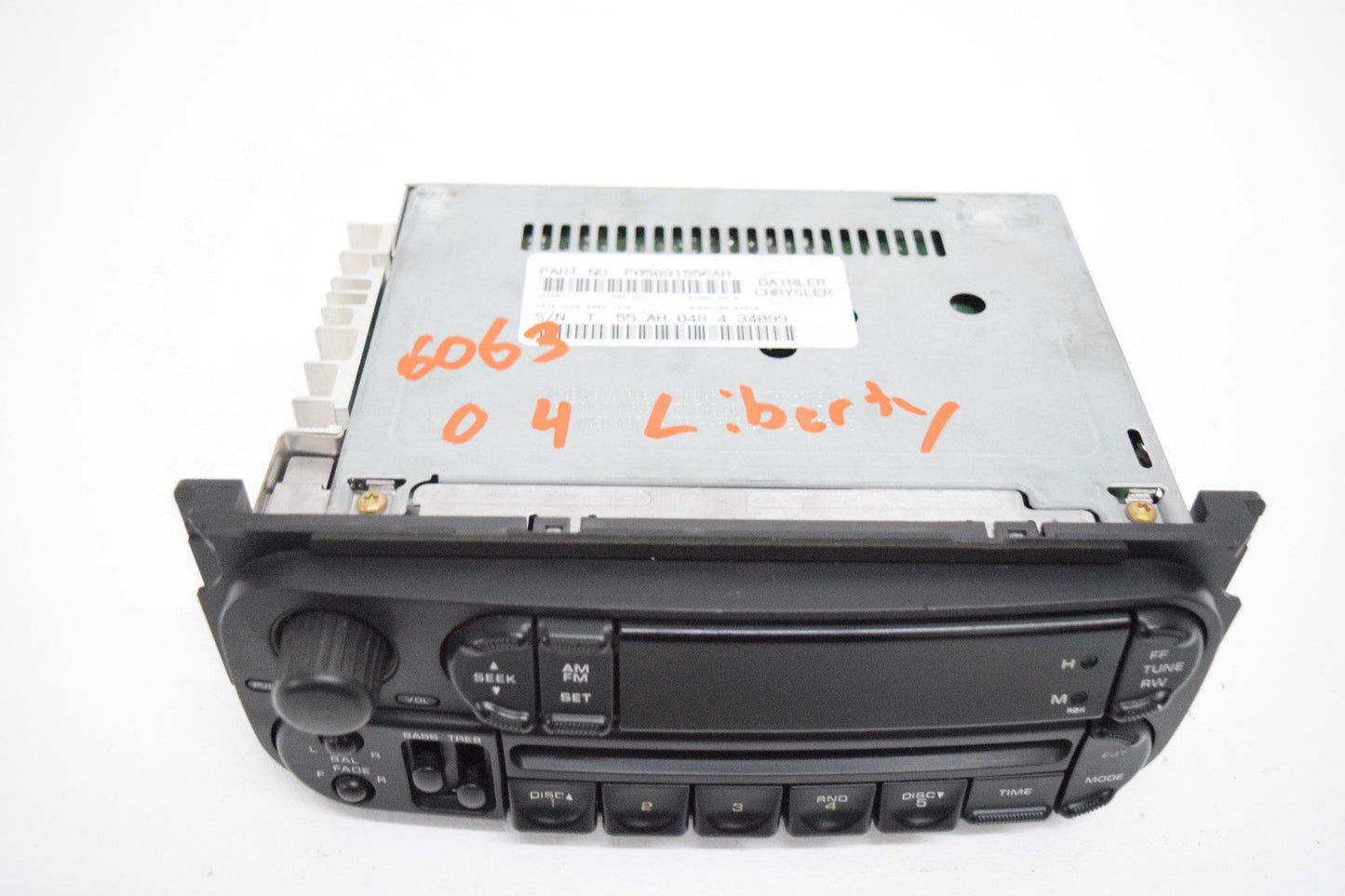 04 05 06 07 JEEP LIBERTY RADIO CD PLAYER