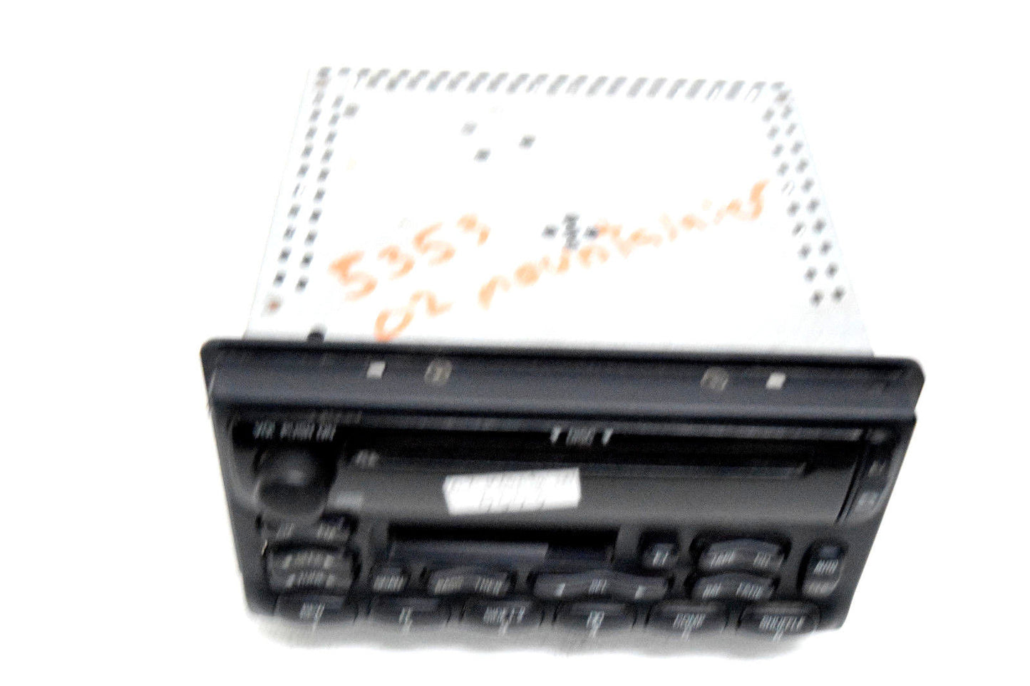 02 03 04 05 FORD MERCURY  MOUNTAINEER EXPLORER RANGER RADIO CD CASSETTE PLAYER