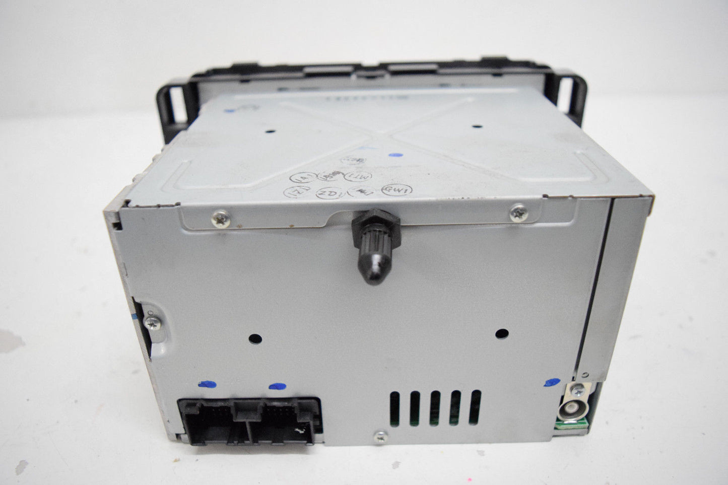 07 08 CHEVY EQUINOX RADIO CD PLAYER AUX OEM