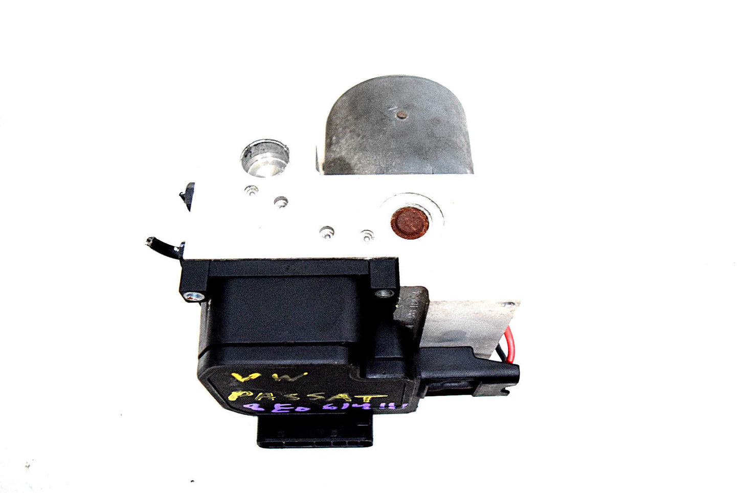 99 00 01 02 03 04 VW PASSAT ABS ANTI LOCK BRAKE PUMP 8E0 614 111 T