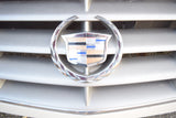 03 04 05 06 CADILLAC ESCALADE GRILLE GRILL CADILLAC EMBLEM BROKEN DAMAGED PARTS