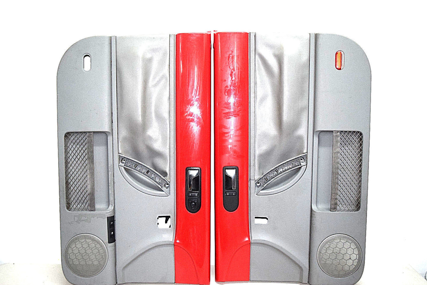 99 00 01 02 03 04 05 06 07 08 09 VW BEETLE DOOR PANEL LEFT RIGHT SET RED GRAY