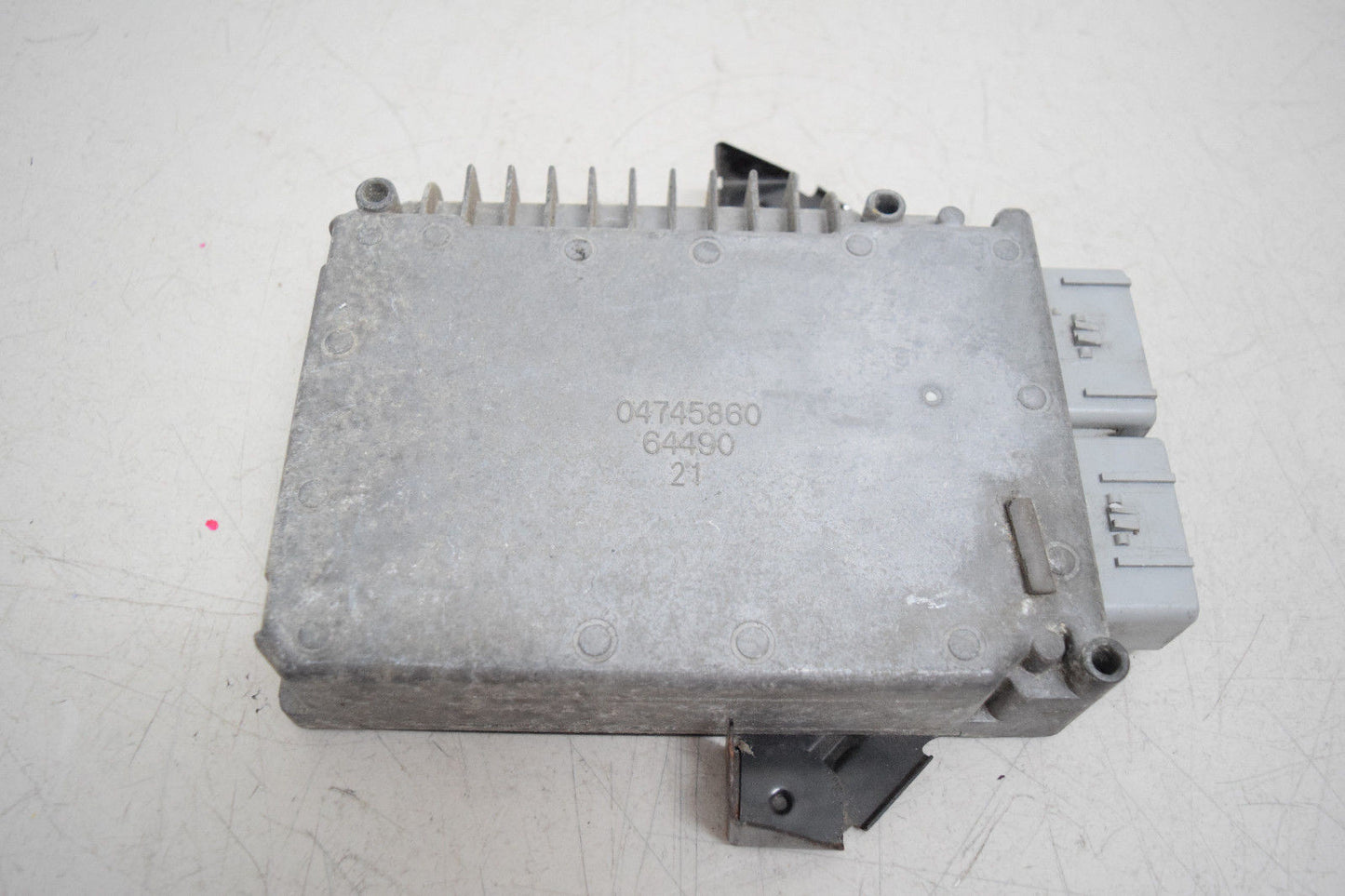 00 CHRYSLER SEBRING ECU ECM ENGINE COMPUTER PO4606573AA OEM