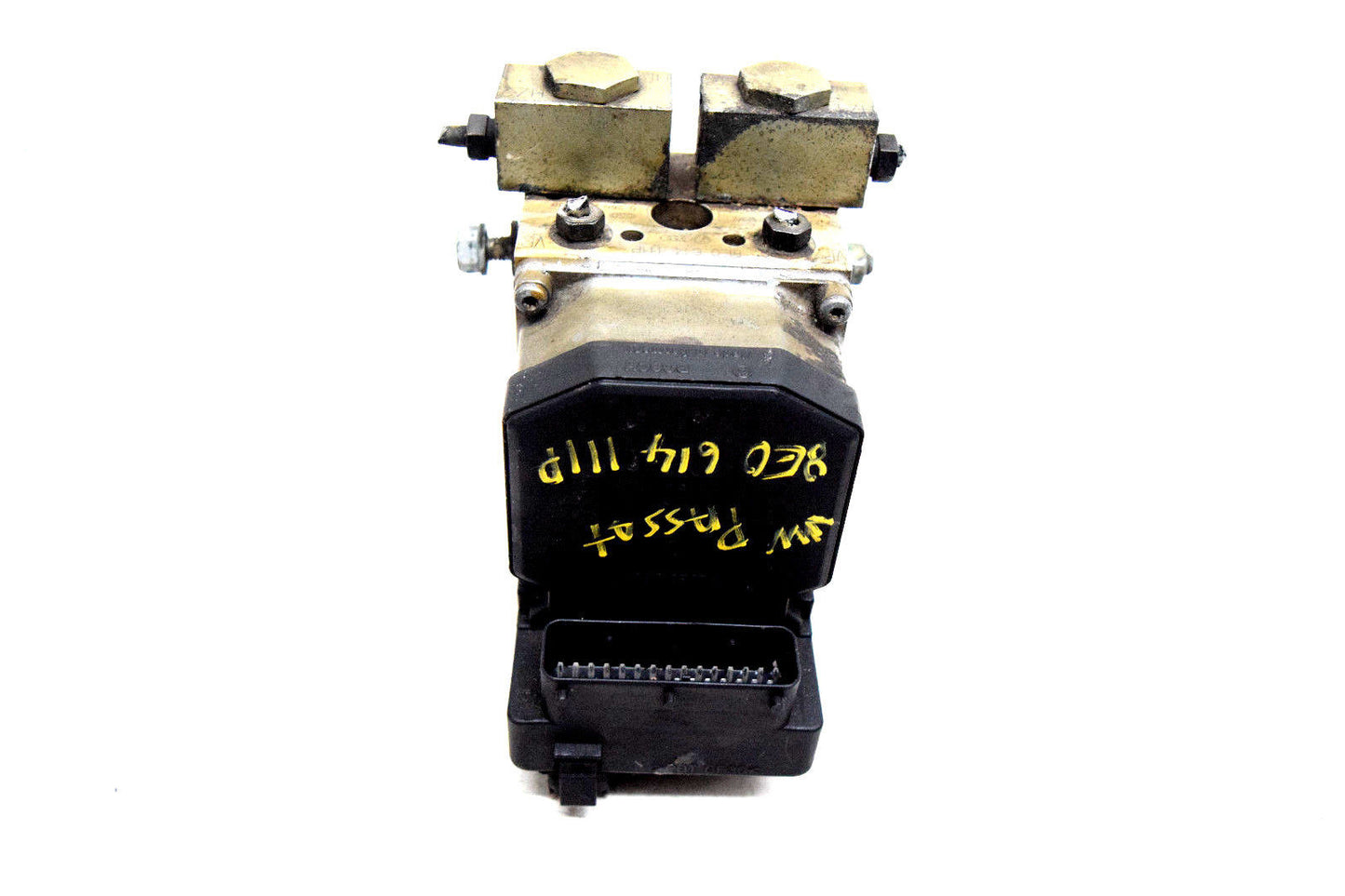 98 99 00 01 02 VW PASSAT  ABS ANTI LOCK BRAKE PUMP 8E0 614 111P