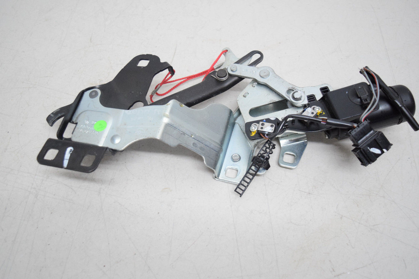 1999-2009 VW CONVERTIBLE SOFT TOP LATCH LIFT MOTOR LEFT DRIVER
