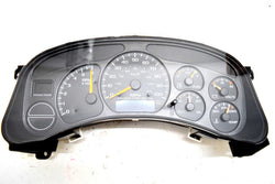 00 01 02 GMC YUKON SPEEDOMETER INSTRUMENT CLUSTER OEM 82K