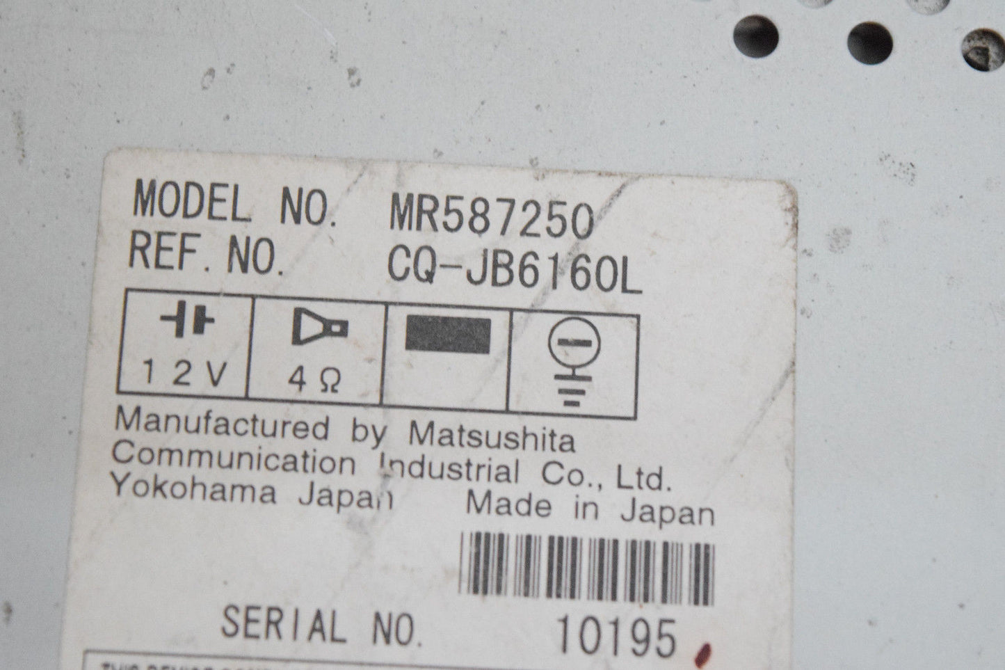 03 04 05 MITSUBISHI ECLIPSE RADIO CD PLAYER