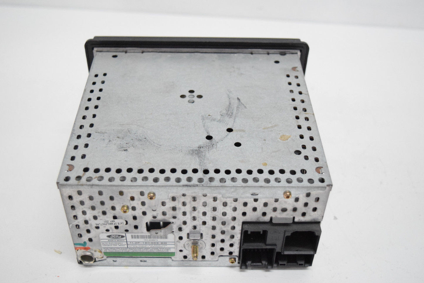 01 02 03 04 05 FORD EXPLORER RADIO CD CASSETTE PLAYER OEM 2