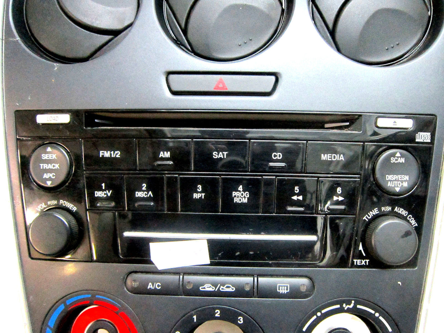 06 07 08 MAZDA 6 RADIO  6 CD PLAYER  BEZEL VENTS