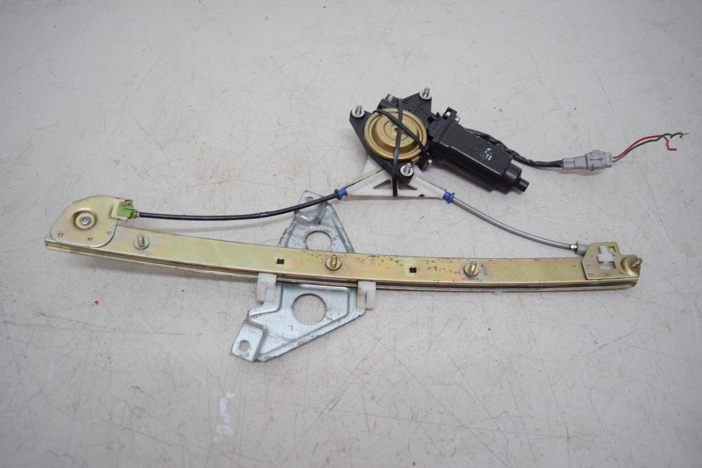 91 92 93 94 95 96 LEXUS GS300 LEFT DRIVER WINDOW REGULATOR MOTOR