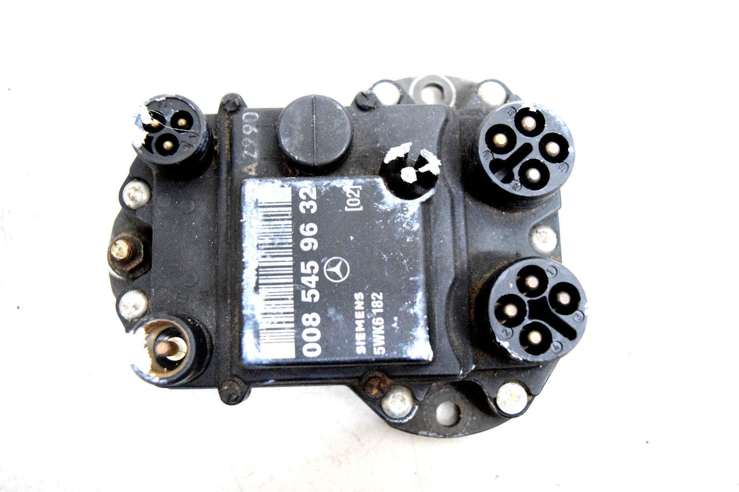 88 89 90 91 92 93 94 95 MERCEDES 300E 300SE  ICM IGNITION MODULE 008 545 96 32