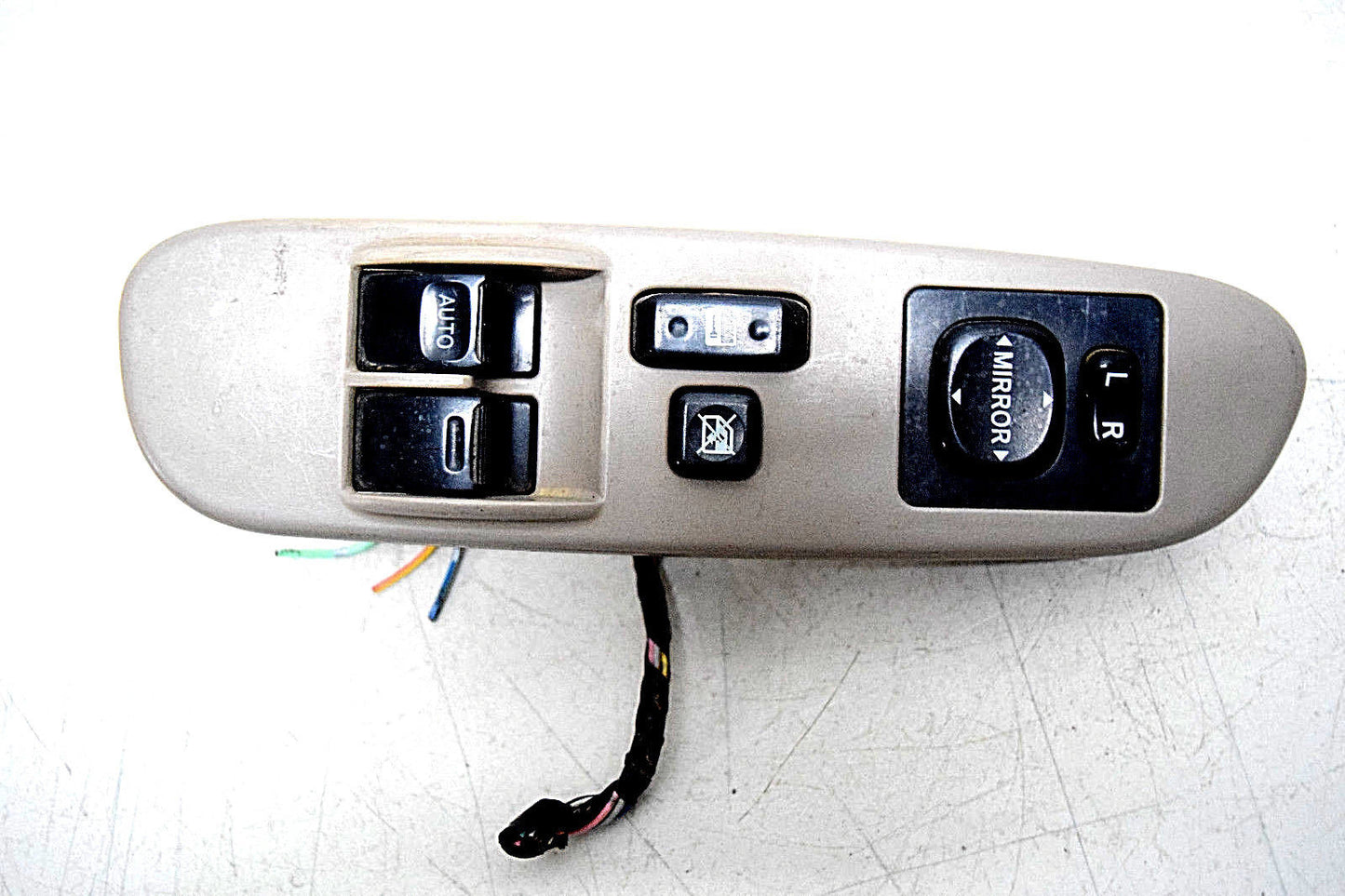 00 01 02 03 04 05 TOYOTA TUNDRA LEFT DRIVER MASTER WINDOW SWITCH SILVER
