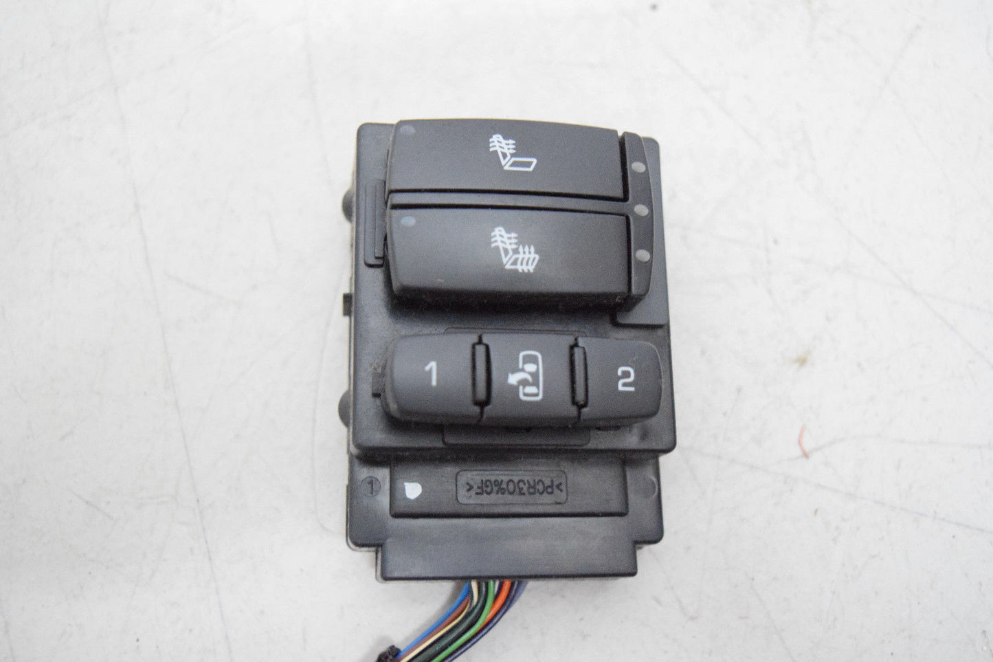 07 08 09 CADILLAC SRX HEATED SEAT SWITCH OEM
