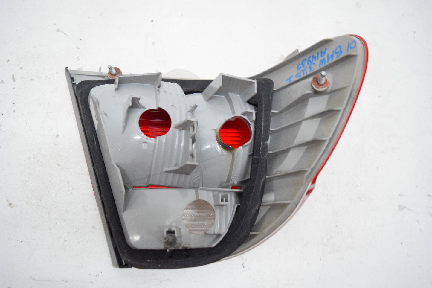 99 00 01 BMW 325I 323I 330I RIGHT PASSENGER TAIL LIGHT TAILLIGHT OEM