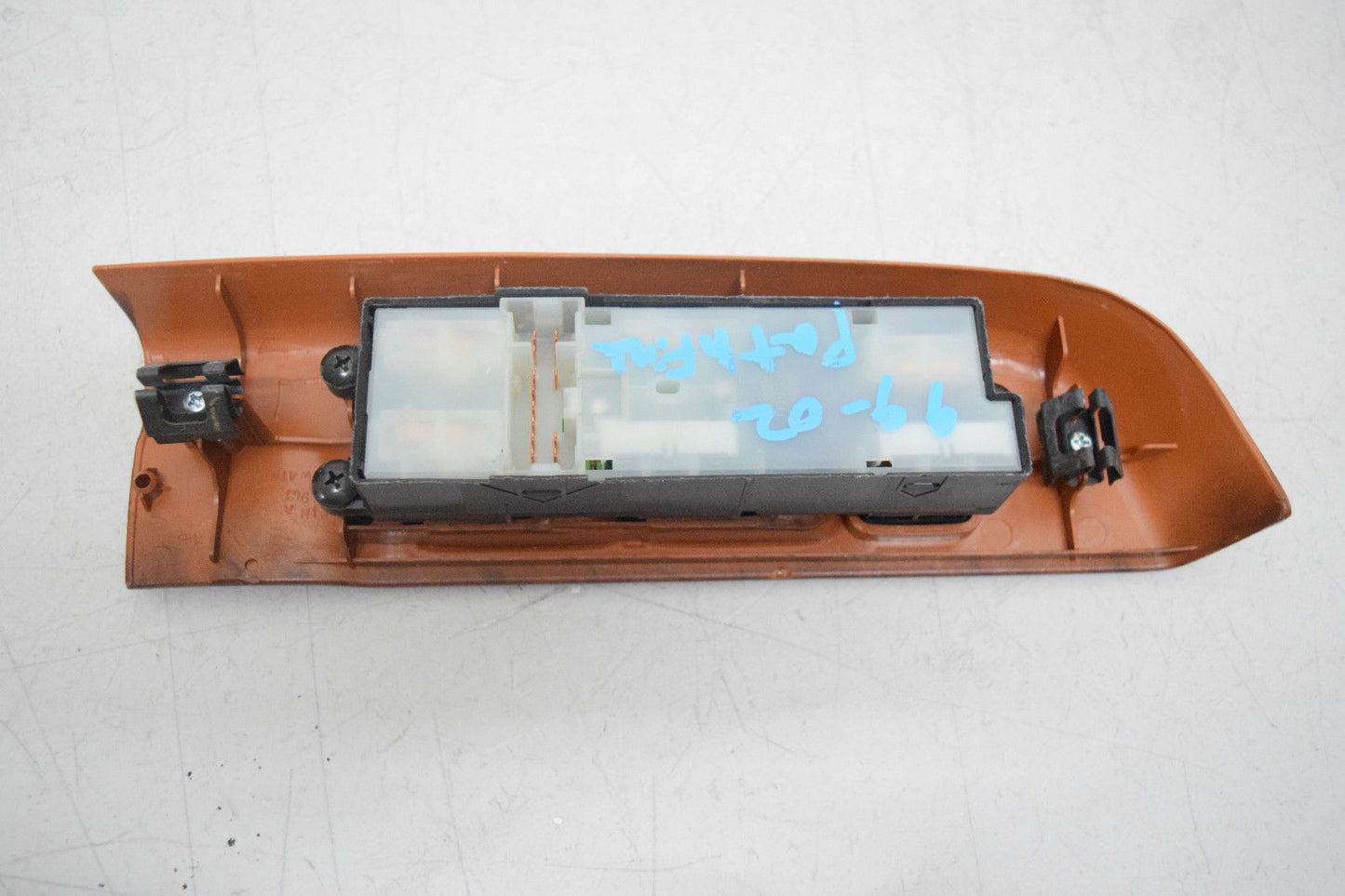 99 00 01 02 NISSAN PATHFINDER LEFT DRIVER MASTER WINDOW SWITCH WOOD GRAIN