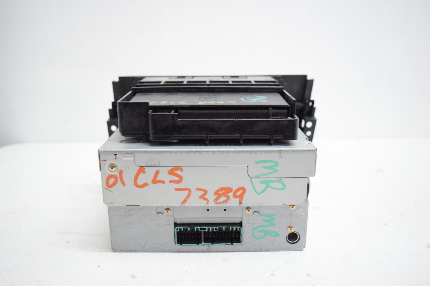 01 02 03 ACURA CL RADIO 6 DISC CD CASSETTE PLAYER WITH STORAGE OEM PARTS ONLY