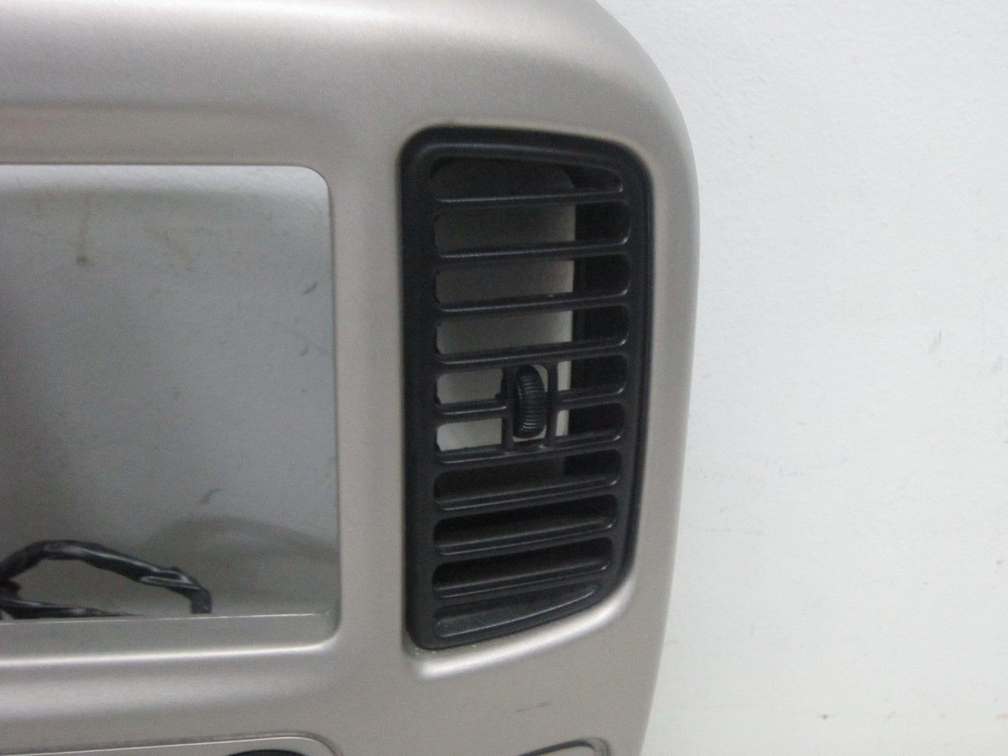 02 03 04 05 06 07 FORD ESCAPE 4X4 DASH BEZEL CLIMATE CONTROL