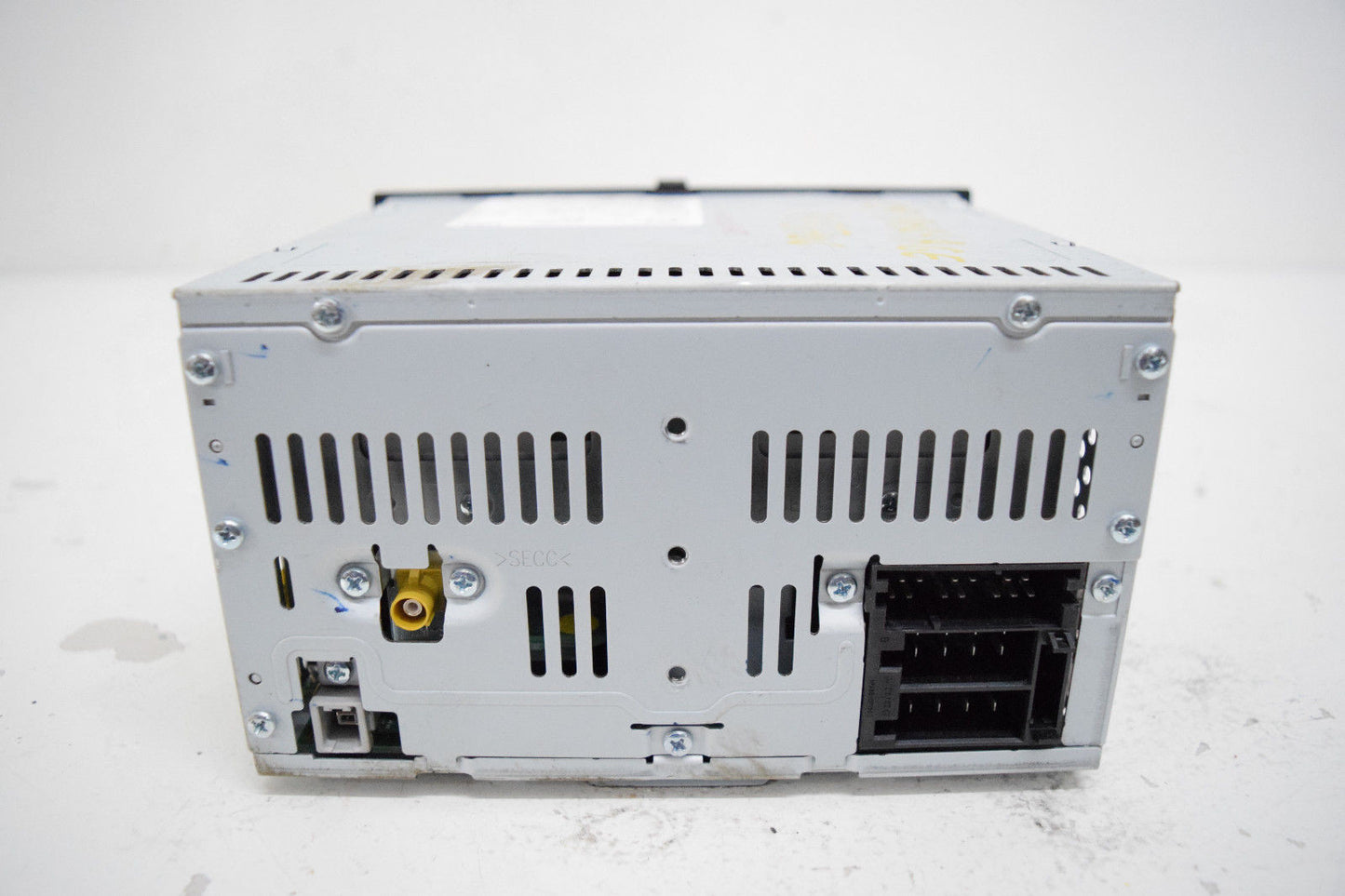 05 06 07 08 09 10 KIA SPORTAGE RADIO 6 DISC CD PLAYER OEM XM READY