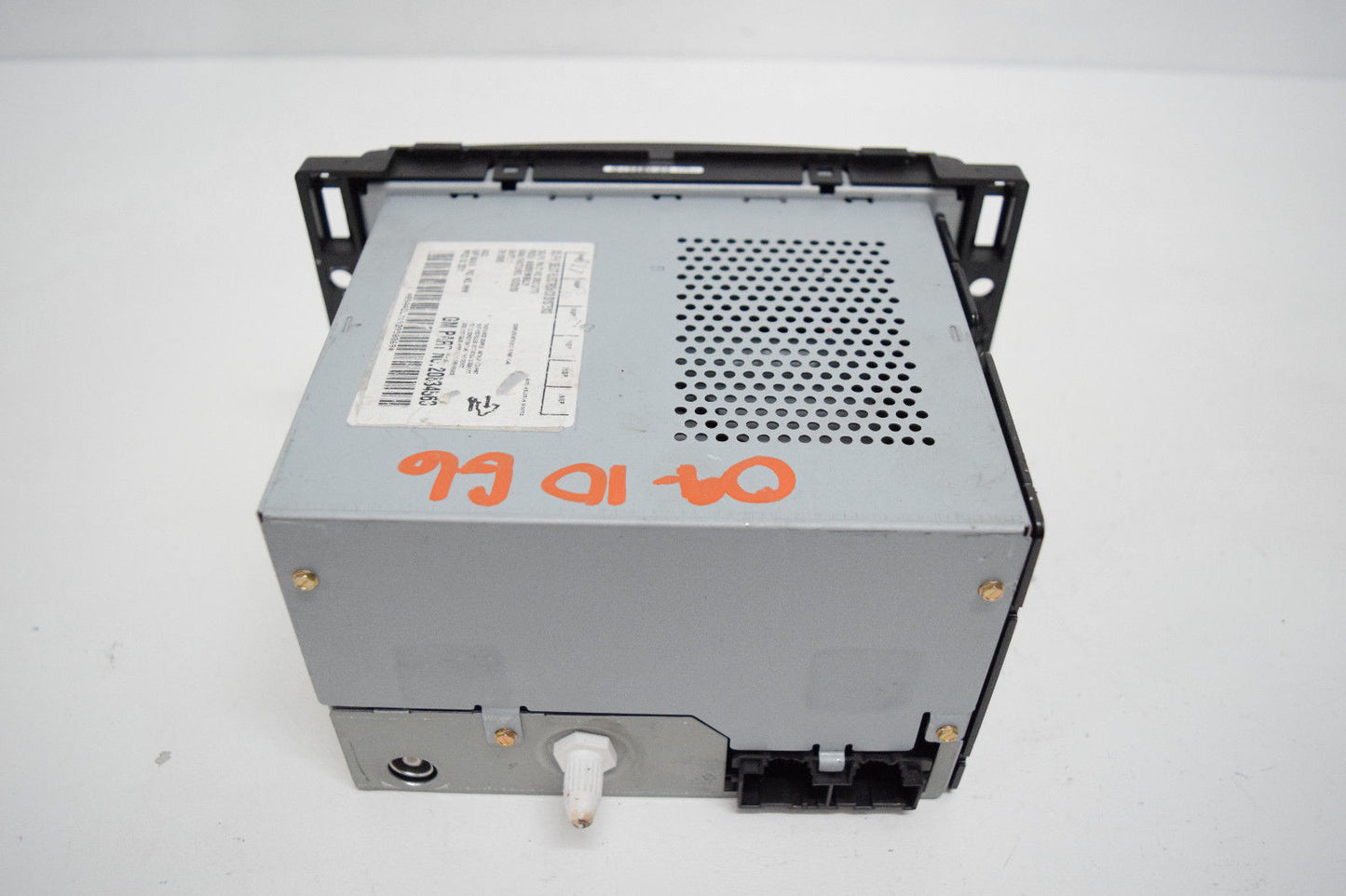 09 10 PONTIAC G6 RADIO CD PLAYER MP3 AUX INPUT OEM