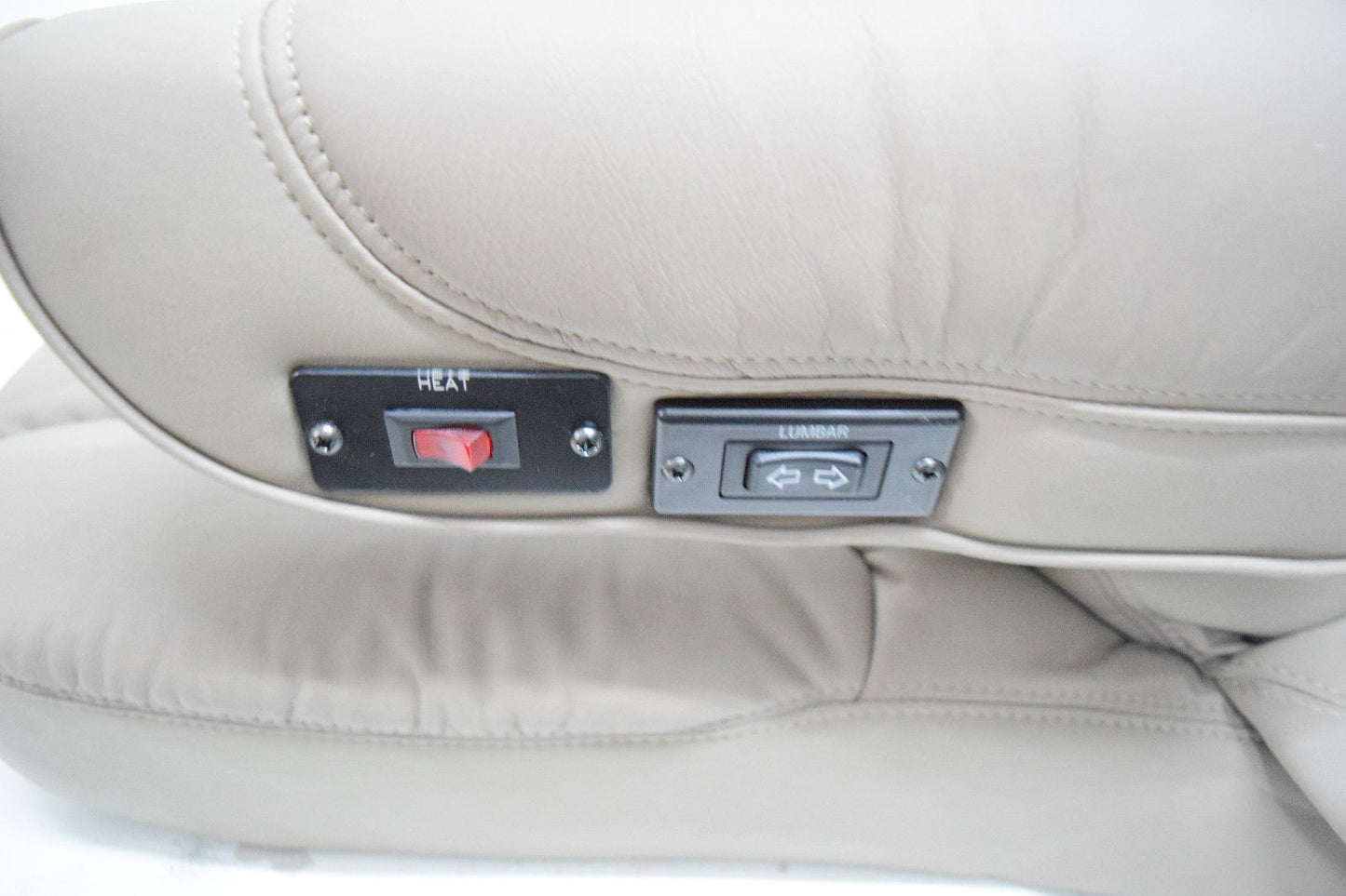 96 97 98  01 02 06 FORD EXPLORER E150 E250 CONVERSION VAN PASSENGER SEAT TAN OEM