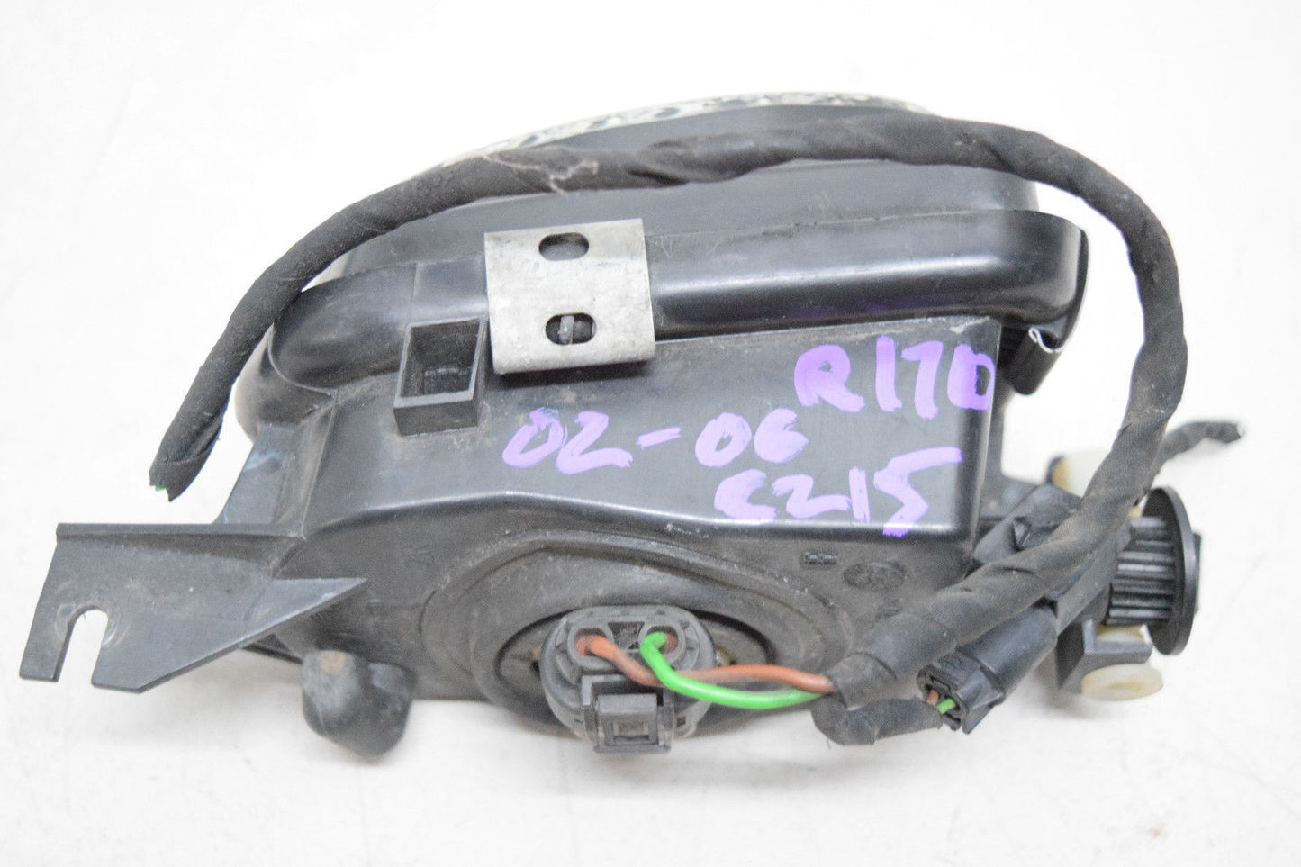02 03 04 05 06 MERCEDES C CLASS FOG LIGHT LAMP RIGHT PASSENGER OEM