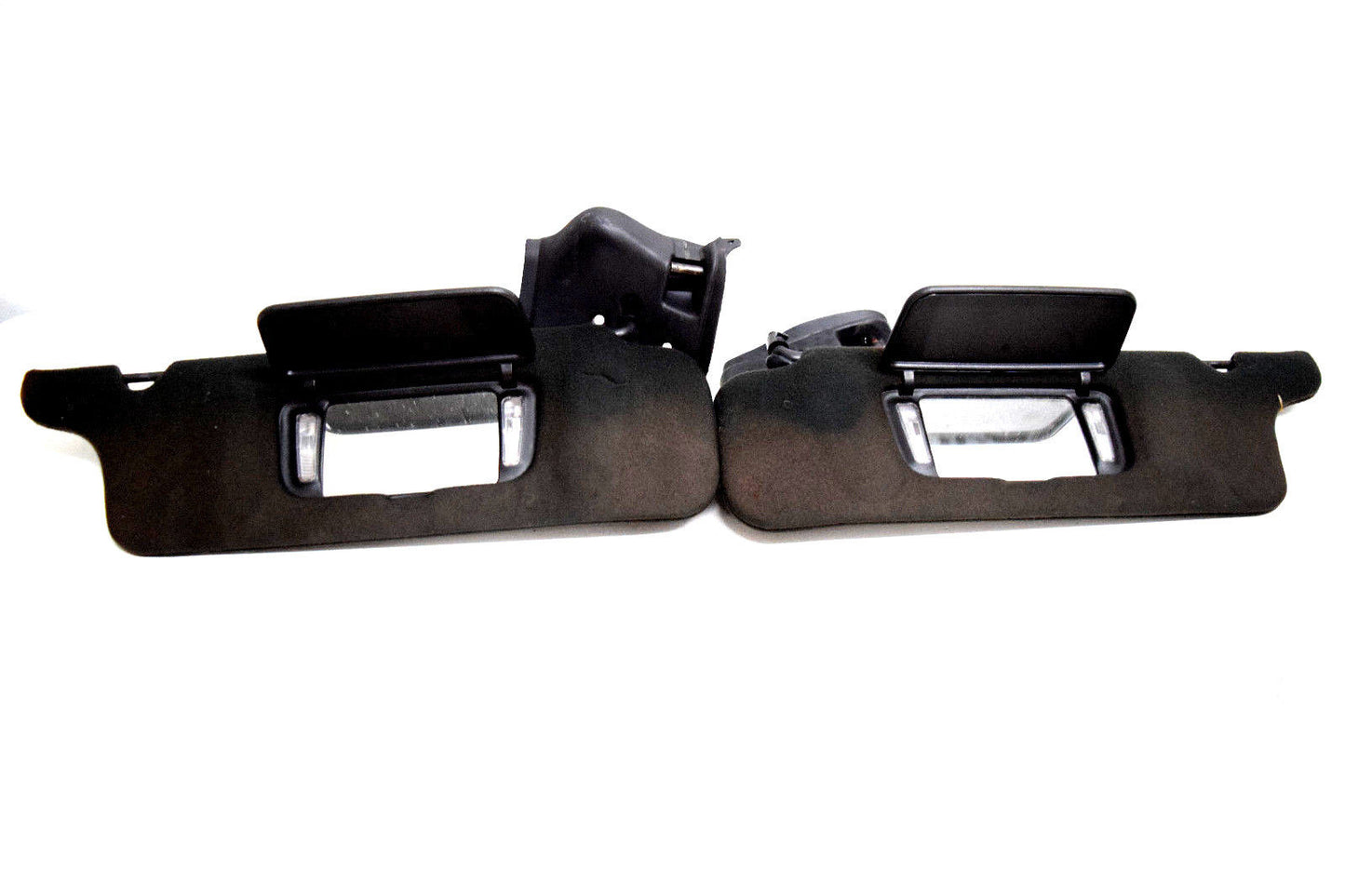 94 95 96 97 98 99 00 01 02 03 04 FORD MUSTANG CONVERTIBLE SUNVISORS SUNVISOR