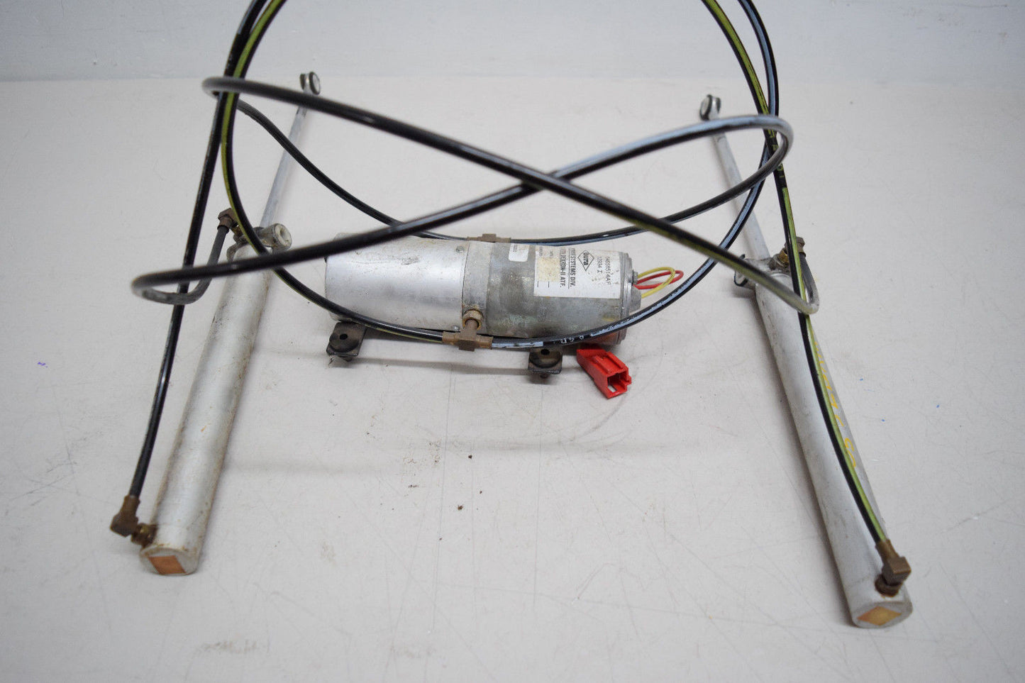 96 - 00 01 02 03 04 05 06 CHRYSLER SEBRING CONVERTABLE ROOF PUMP LINES SHOCKS