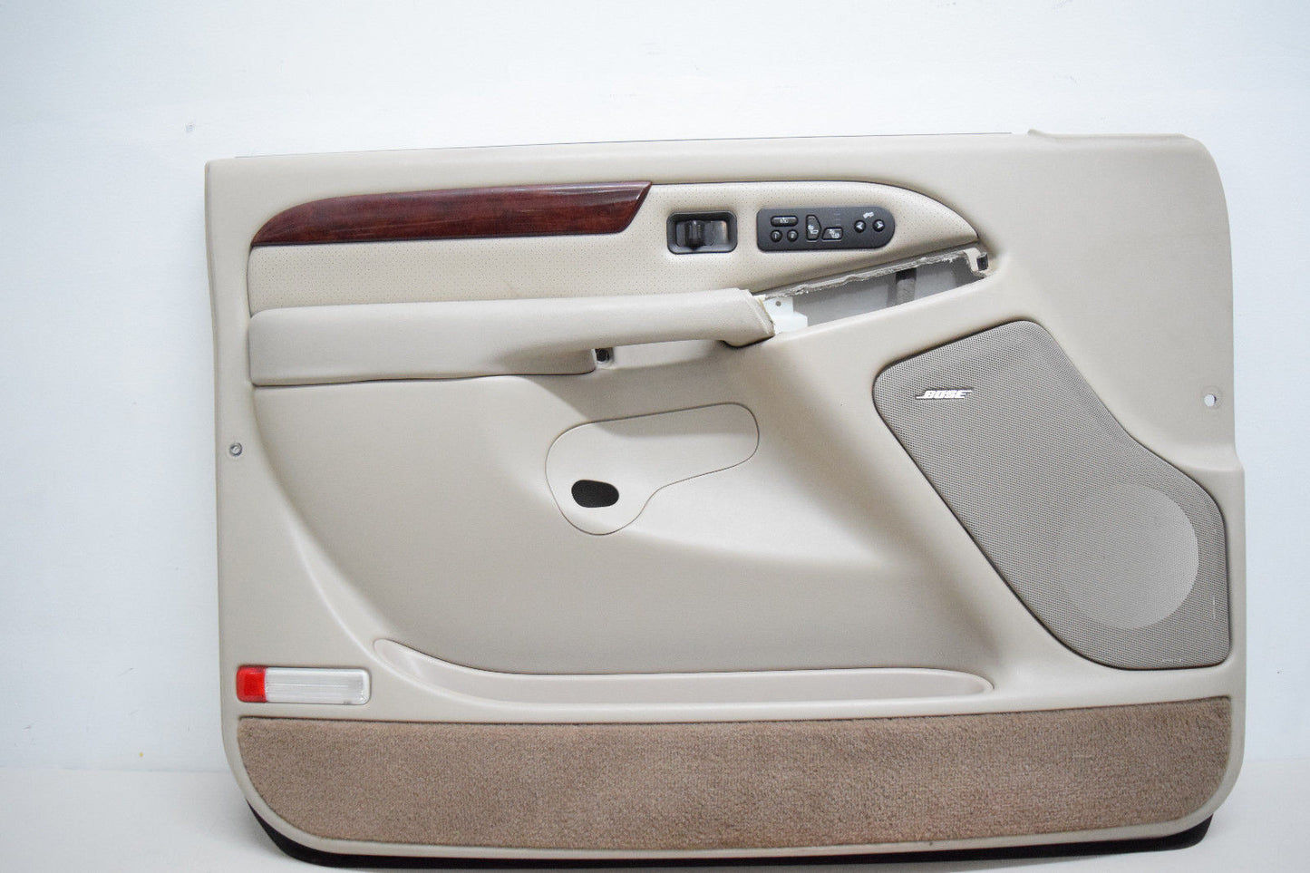 03 04 05 06 CADILLAC ESCALADE TAHOE YUKON DENALI LEFT DRIVER DOOR PANEL OEM