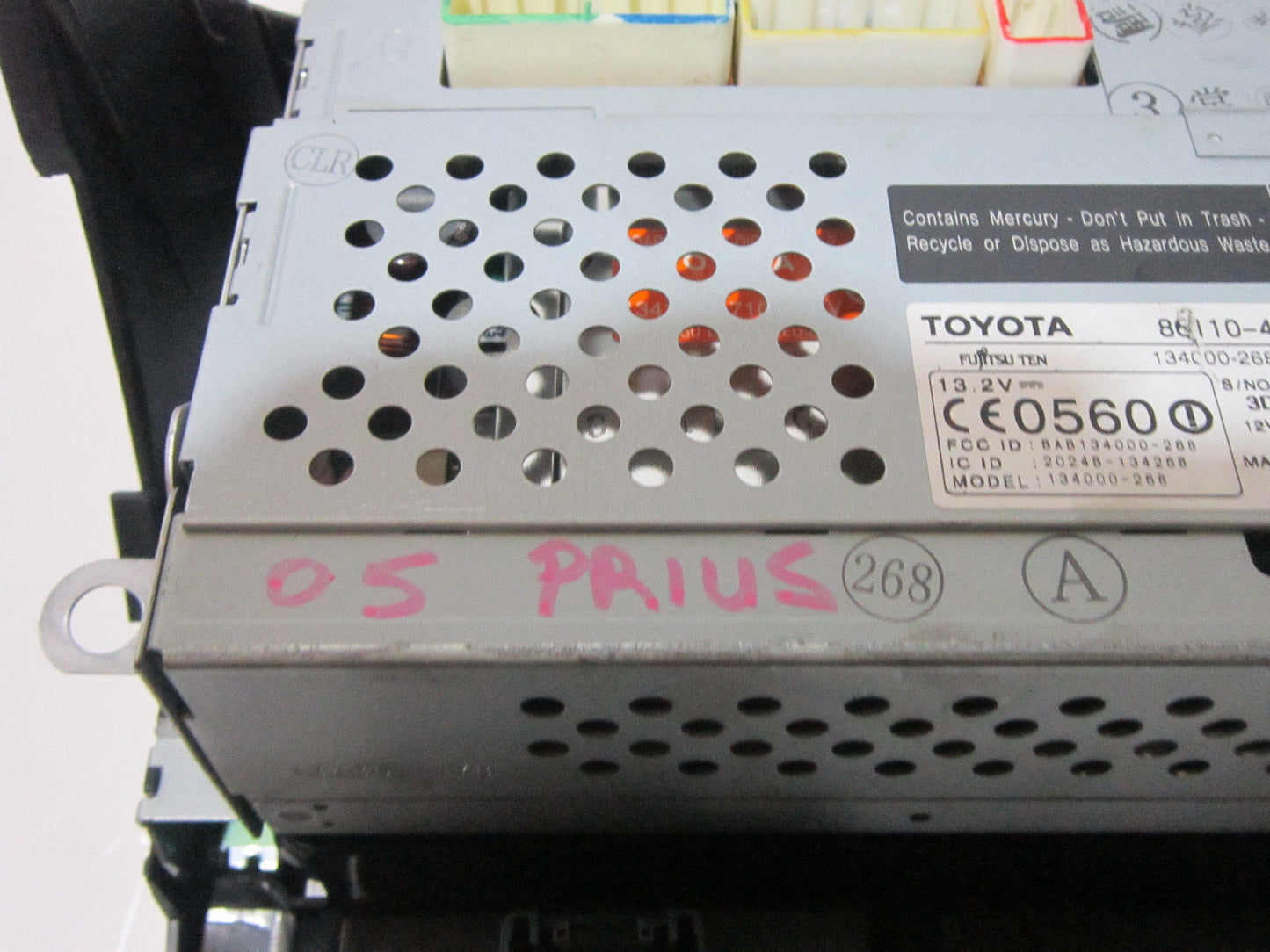 04 05 06 TOYOTA PRIUS NAVIGATION DISPLAY SCREEN BATTERY INFO CENTER