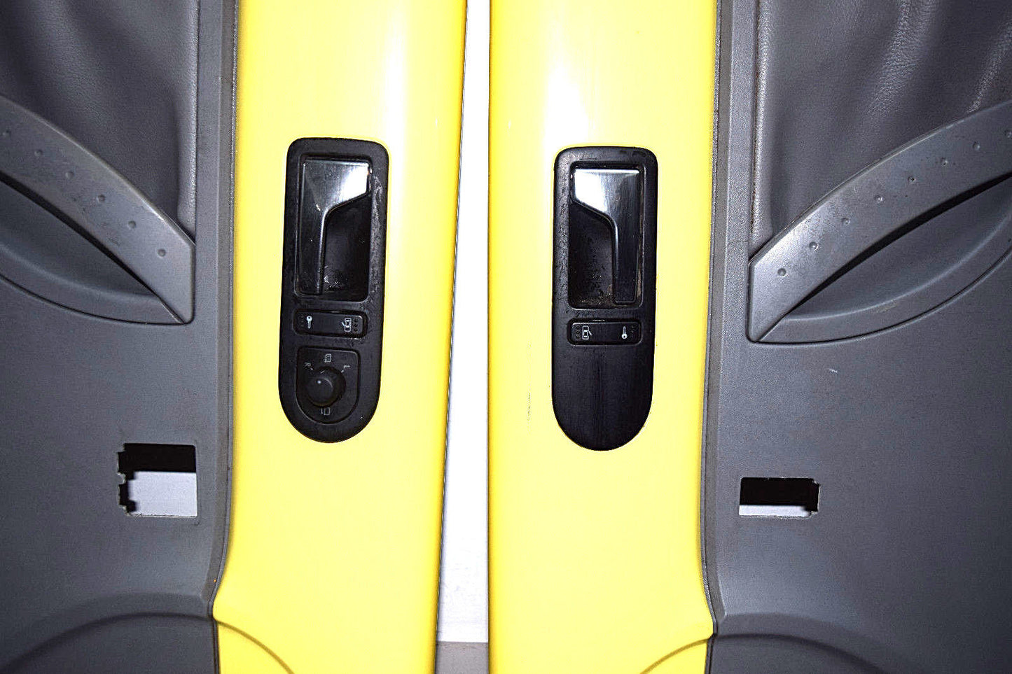 99 00 01 02 03 04 05 06 07 08 09 VW BEETLE DOOR PANEL PANELS  SET YELLOW GRAY