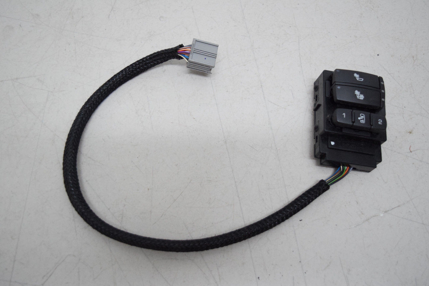 07 08 09 CADILLAC SRX HEATED SEAT SWITCH OEM
