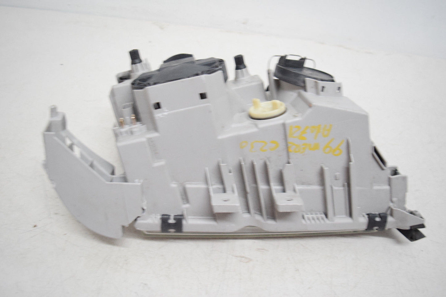 97 98 99 00 MERCEDES C230 C280 C300 LEFT DRIVER HEADLIGHT OEM