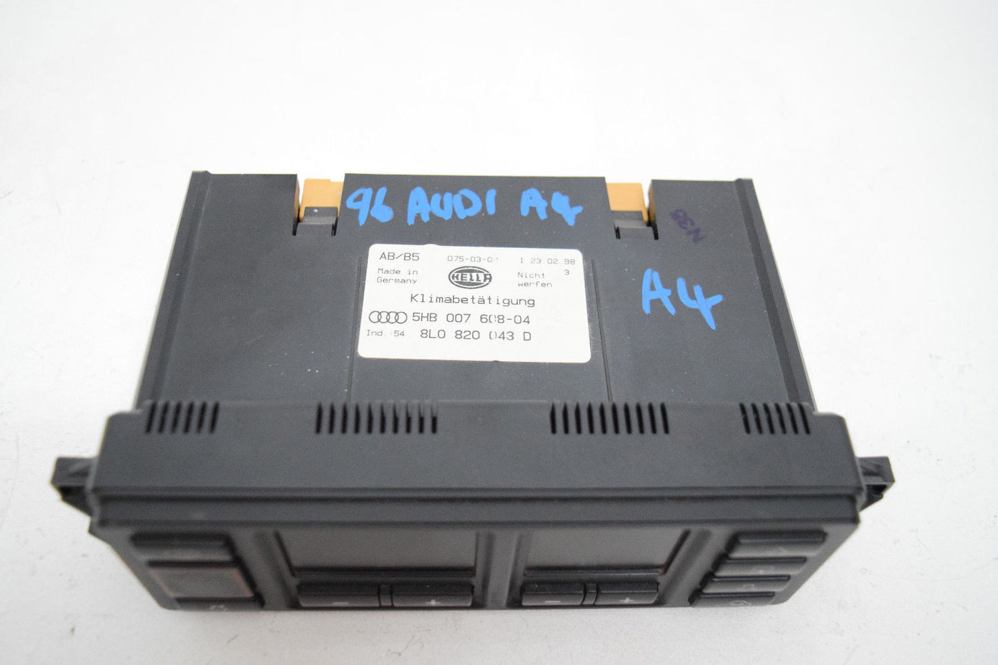 96 97 98 AUDI A4 S4 CLIMATE CONTROL OEM