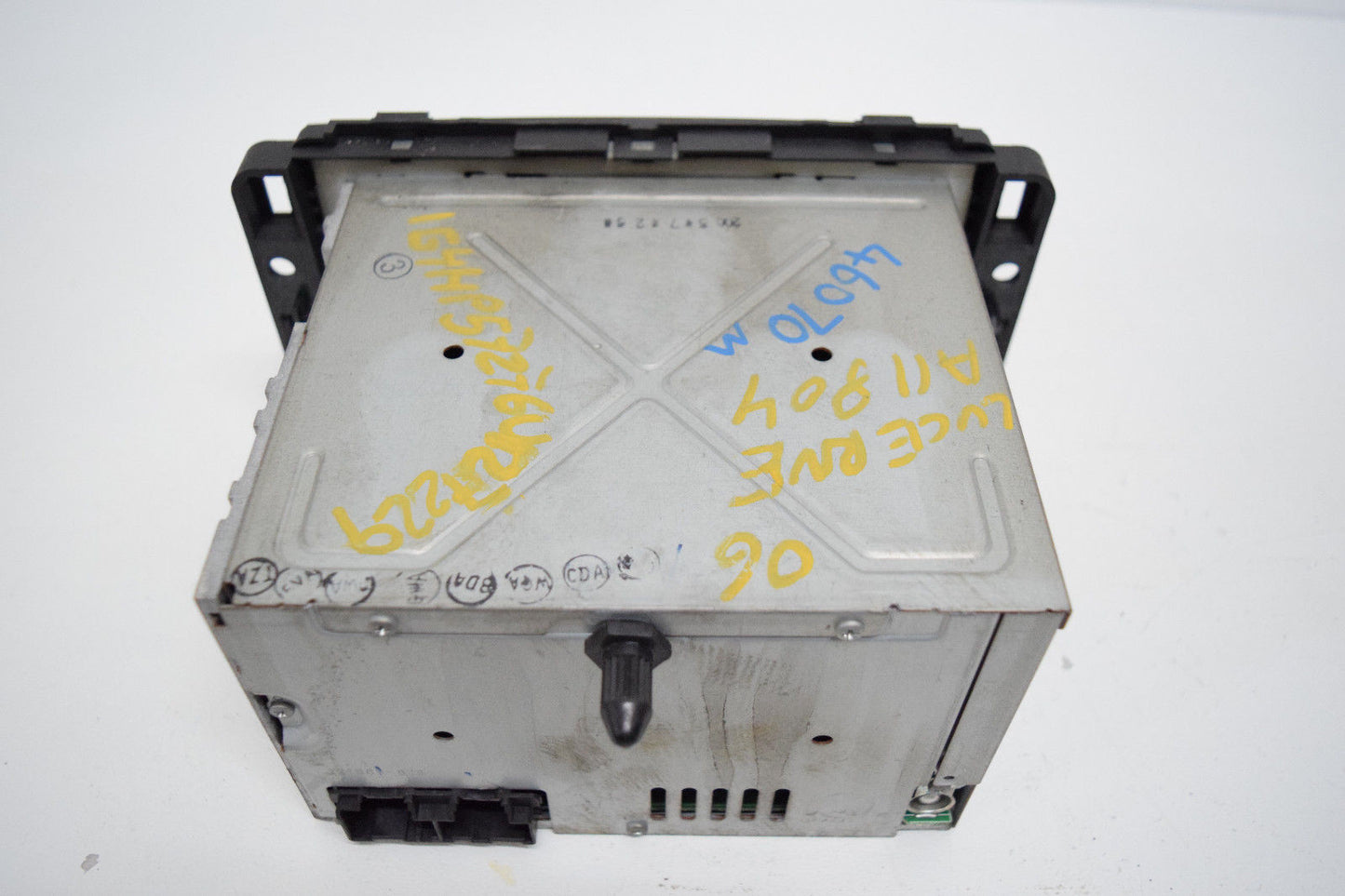 06 07 08 09 BUICK LUCERENE RADIO CD PLAYER OEM AUX MP3 INPUT OEM
