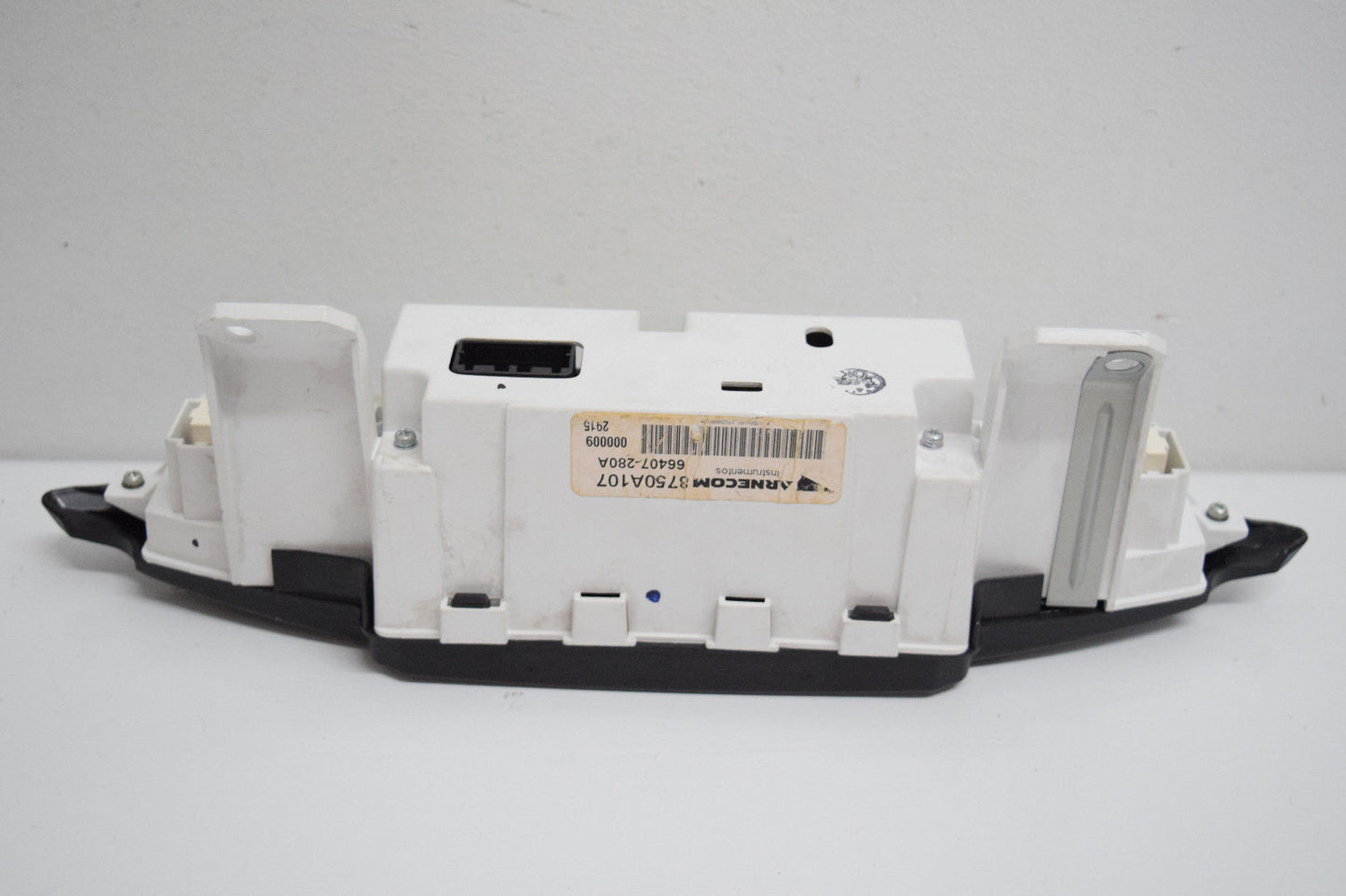 07 08 MITSUBISHI ECLIPSE DASH INFO DISPLAY CLOCK