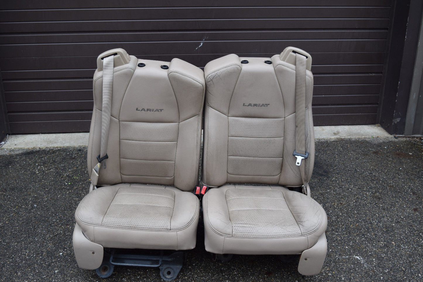 01 02 03 04 05 06 07 FORD F250 F350 LARIAT POWER LEATHER SEAT SET WITH HEADREST