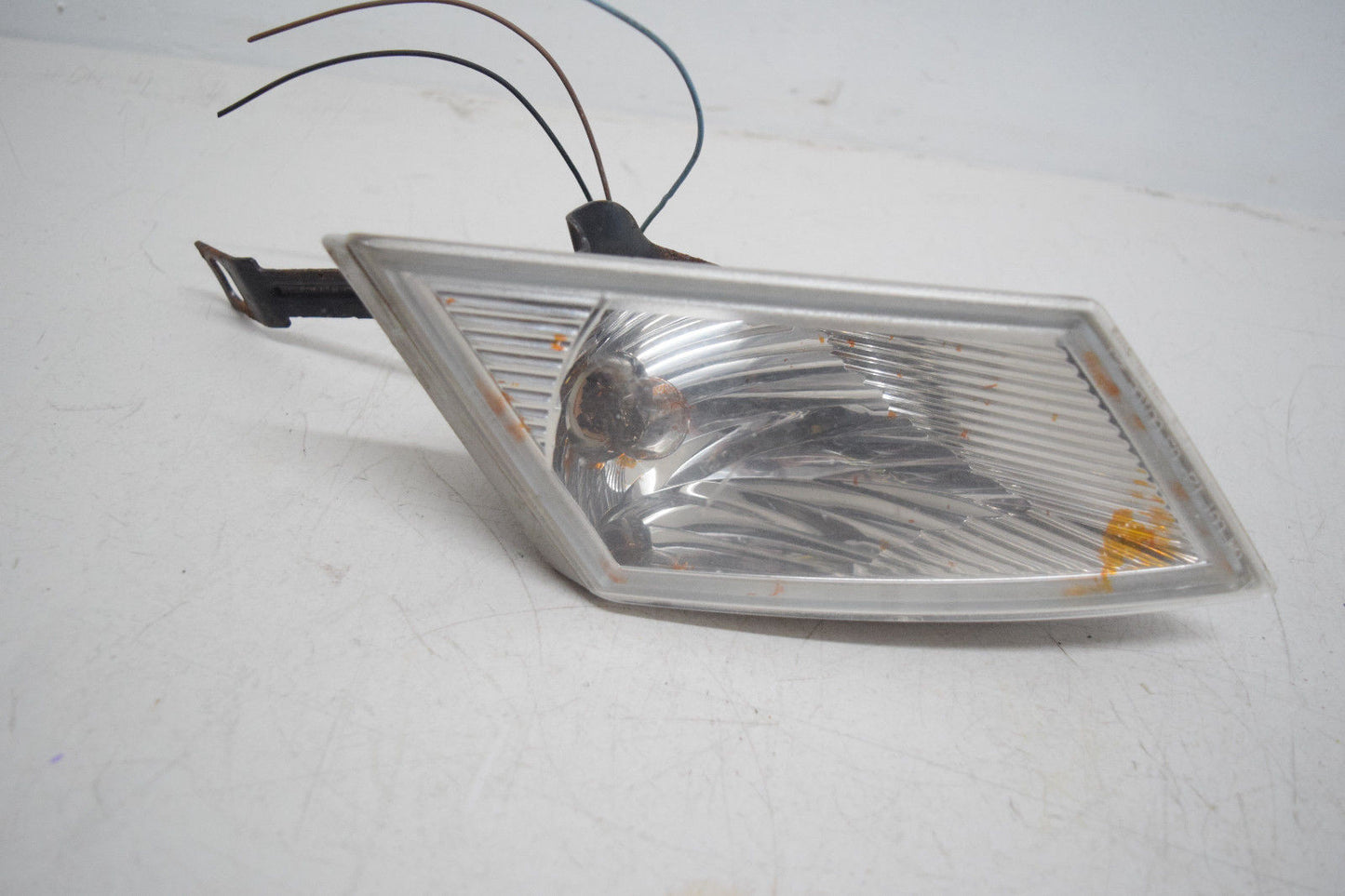03 04 05 PONTIAC SUNFIRE LEFT DRIVER TURN SIGNAL PARK LIGHT OEM