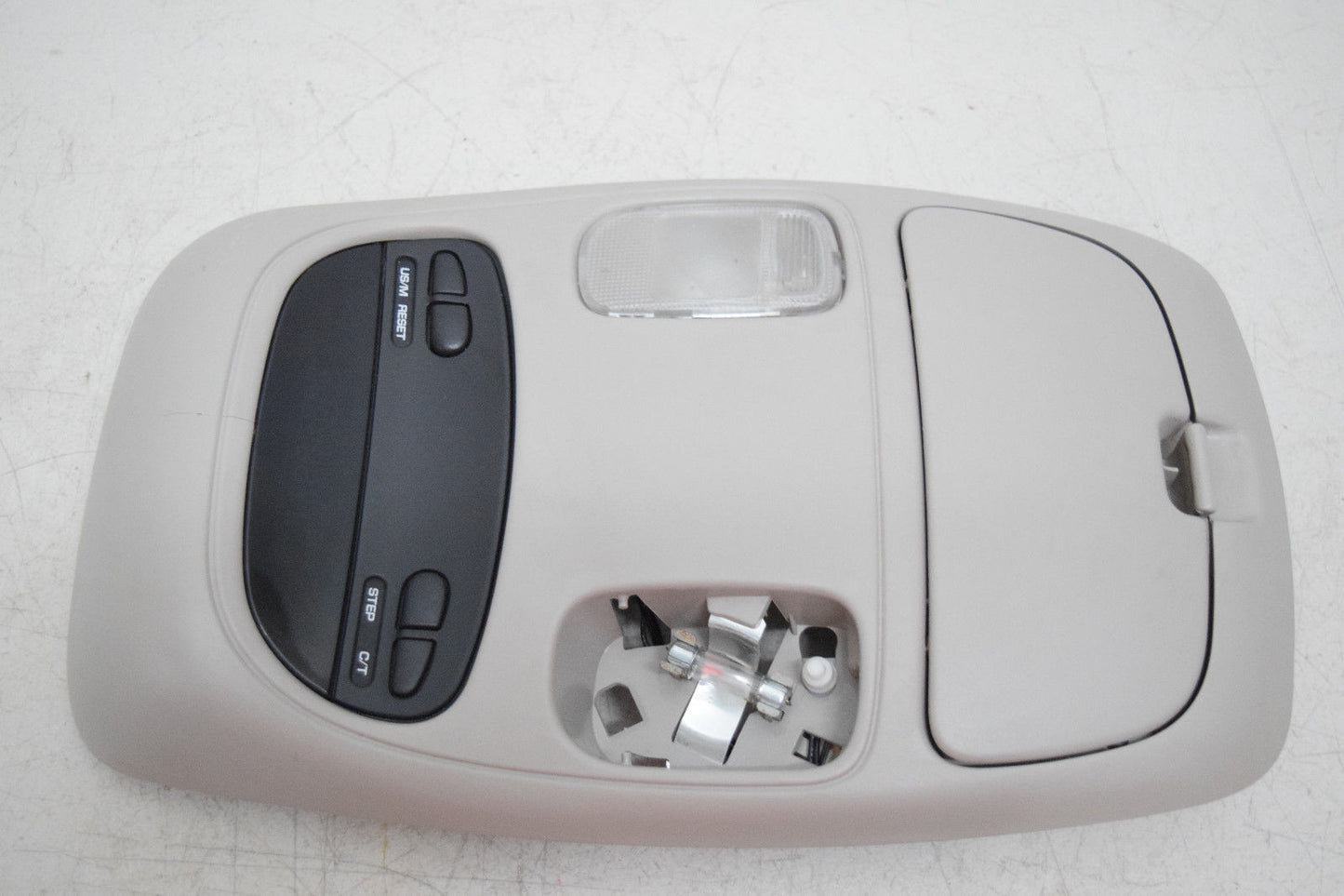 02 03 04 05 06 07 08 RAM 1500 OVERHEAD DOME LIGHT DISPLAY STORAGE OEM