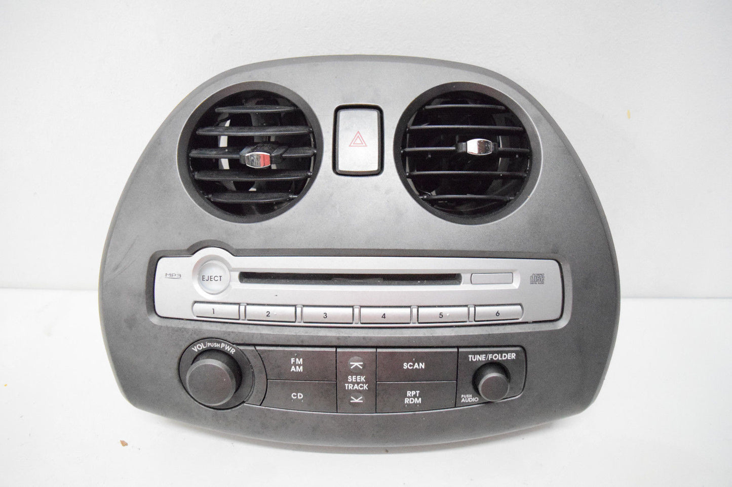 06 07 08 MITSUBISHI ECLIPSE 6 DISC RADIO FACEPLATE OEM