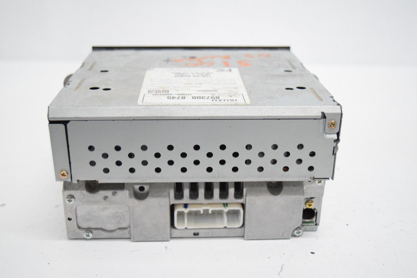 03 04 ISUZU RODEO RADIO CD PLAYER OEM