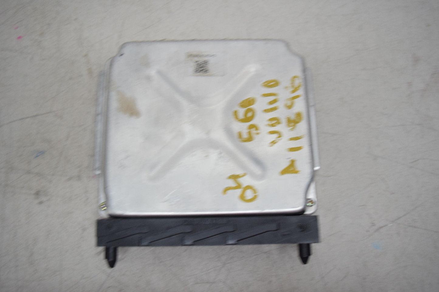 03 04 VOLVO S60 S70 ECU ECM ENGINE COMPUTER OEM MB0797008951
