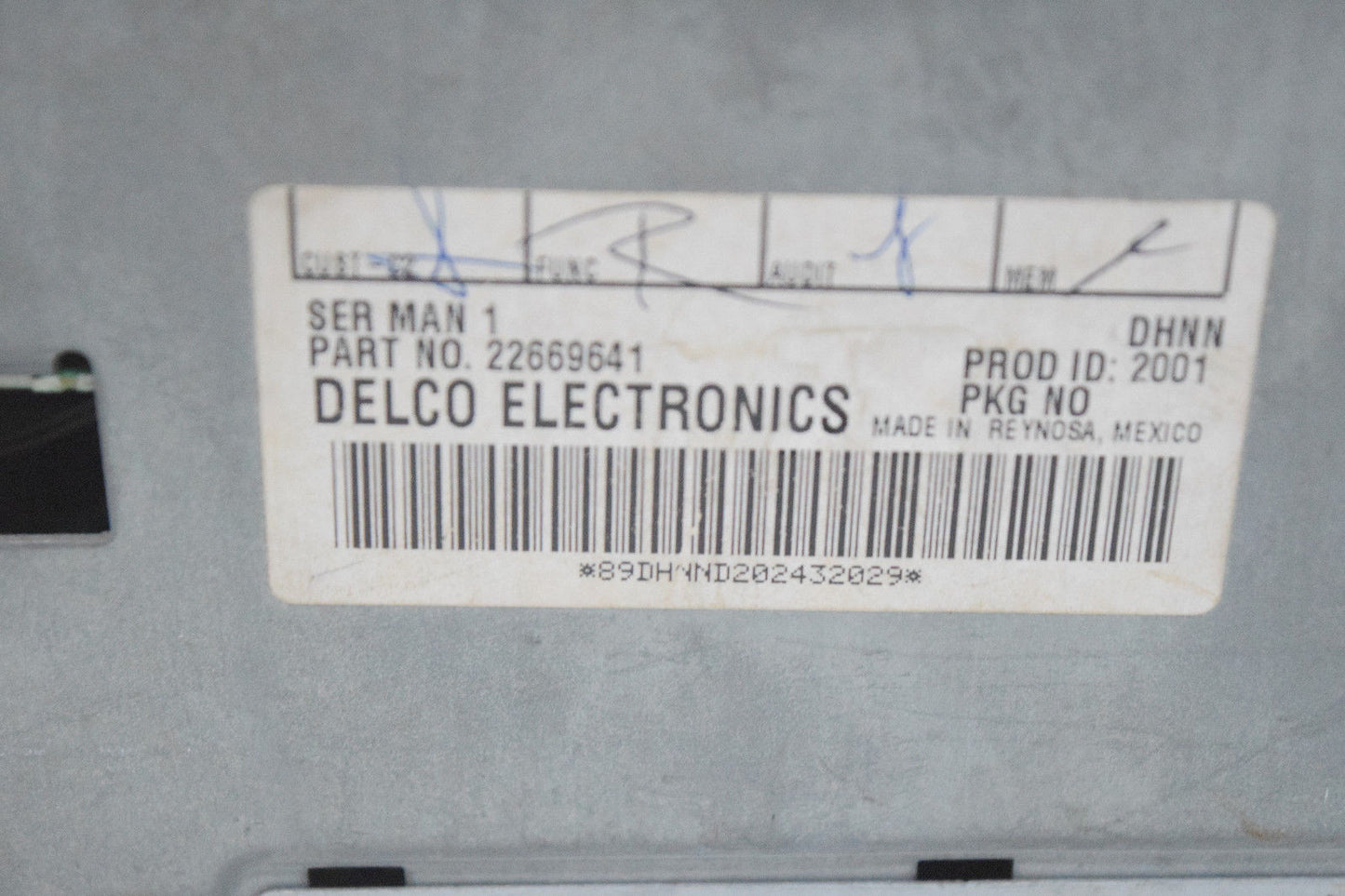01 02 03 04 05 CHEVY ALERO RADIO CD PLAYER OEM