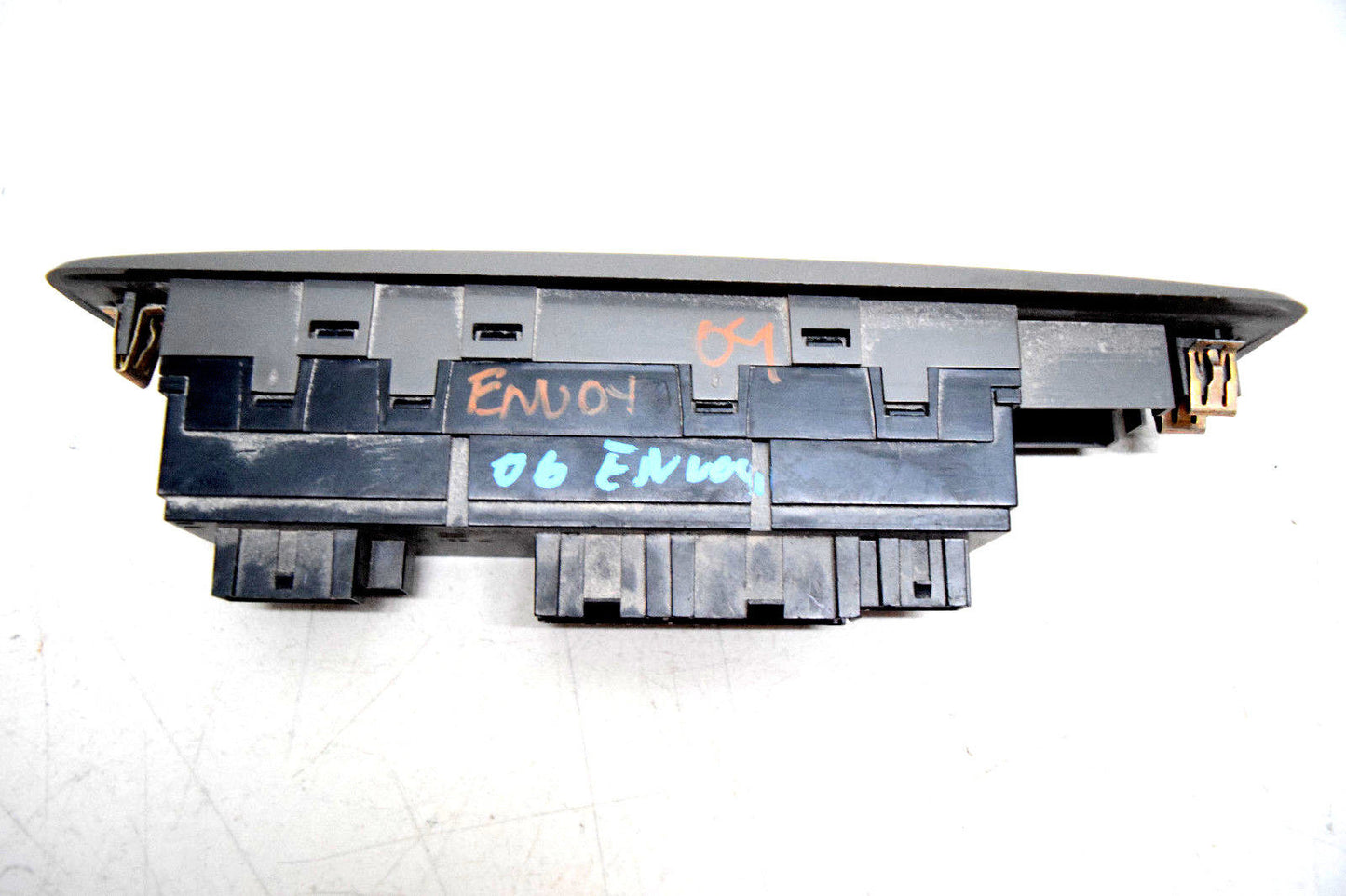 02 03 04 05 ENVOY RAINIER ASCENDER BRAVADA MASTER DRIVER WINDOW SWITCH
