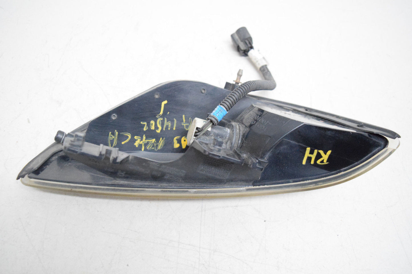 01 02 03 04 05 PONTIAC AZTEK RIGHT PASSENGER TURN SIGNAL CORNER LAMP