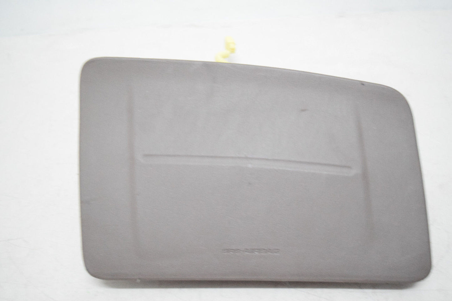 98 99 TOYOTA CAMRY PASSENGER AIRBAG OEM