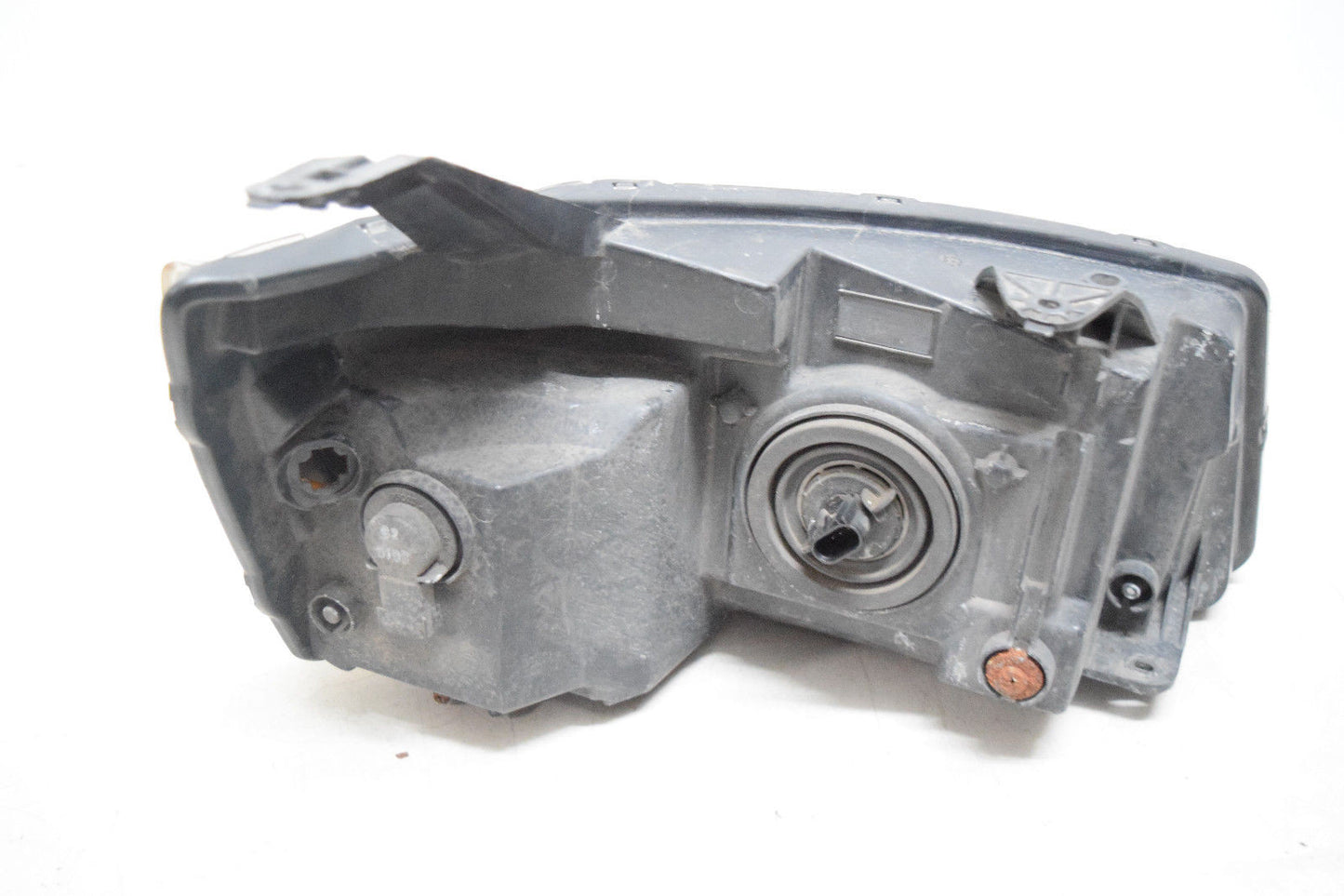 06 07 08 09 CHEVY TORRENT LEFT DRIVER HEADLIGHT