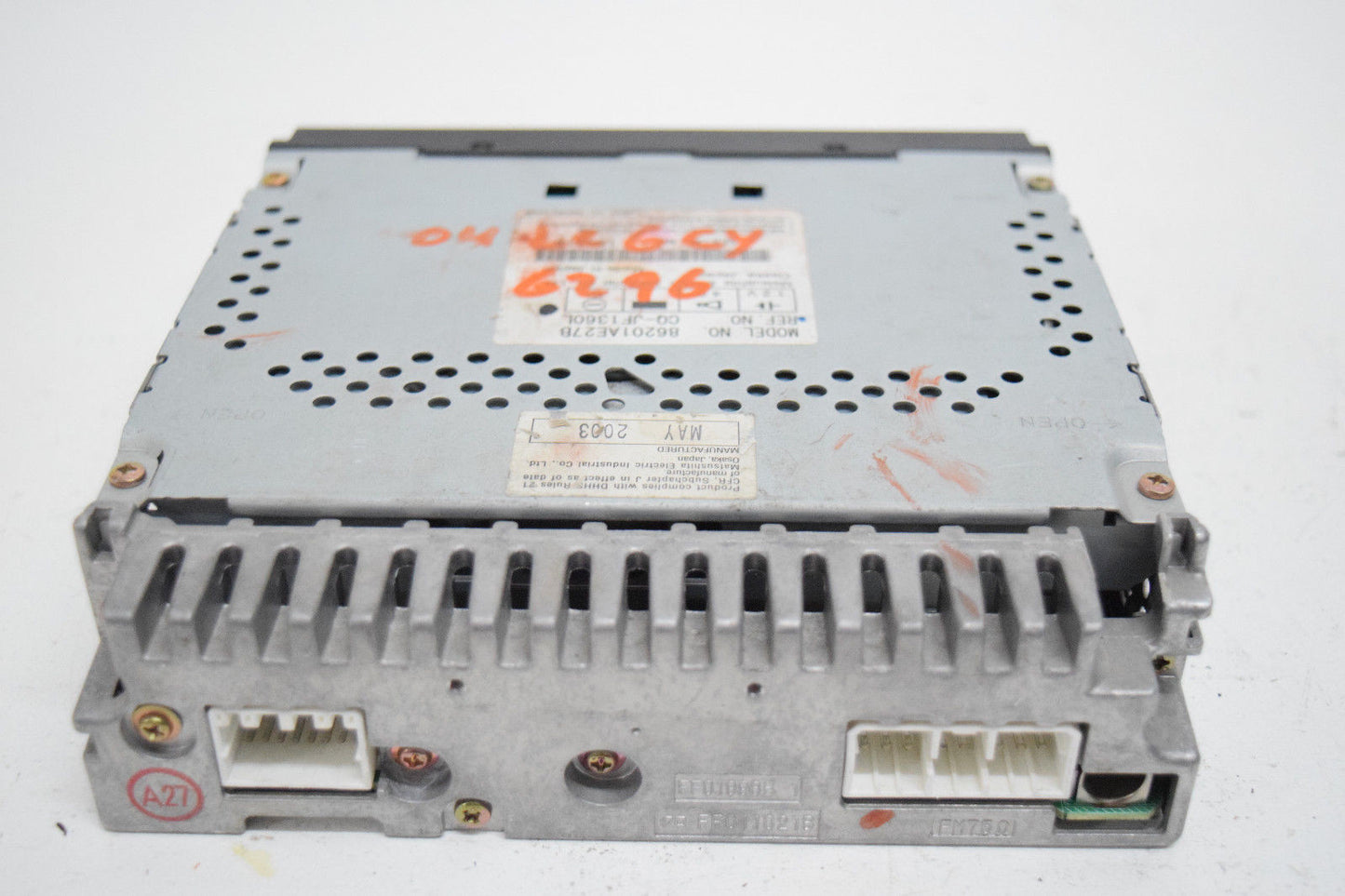 03 04 SUBARU LEGACY RADIO CD PLAYER OEM